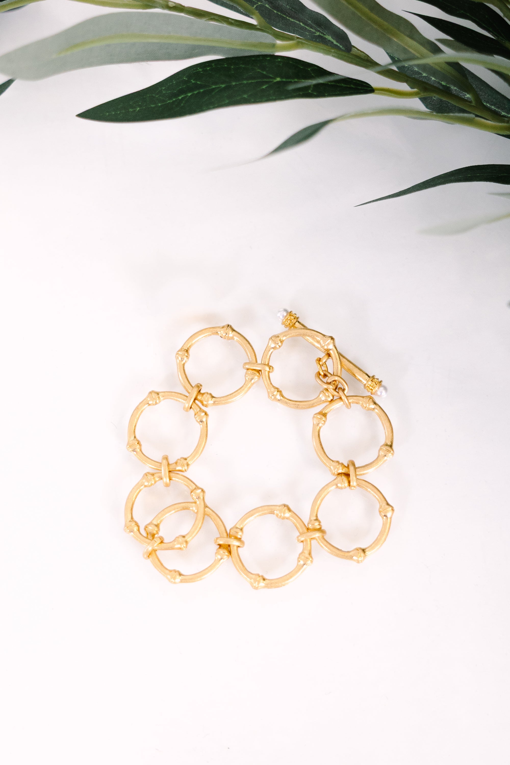 Timeless Touch Bracelet, Gold