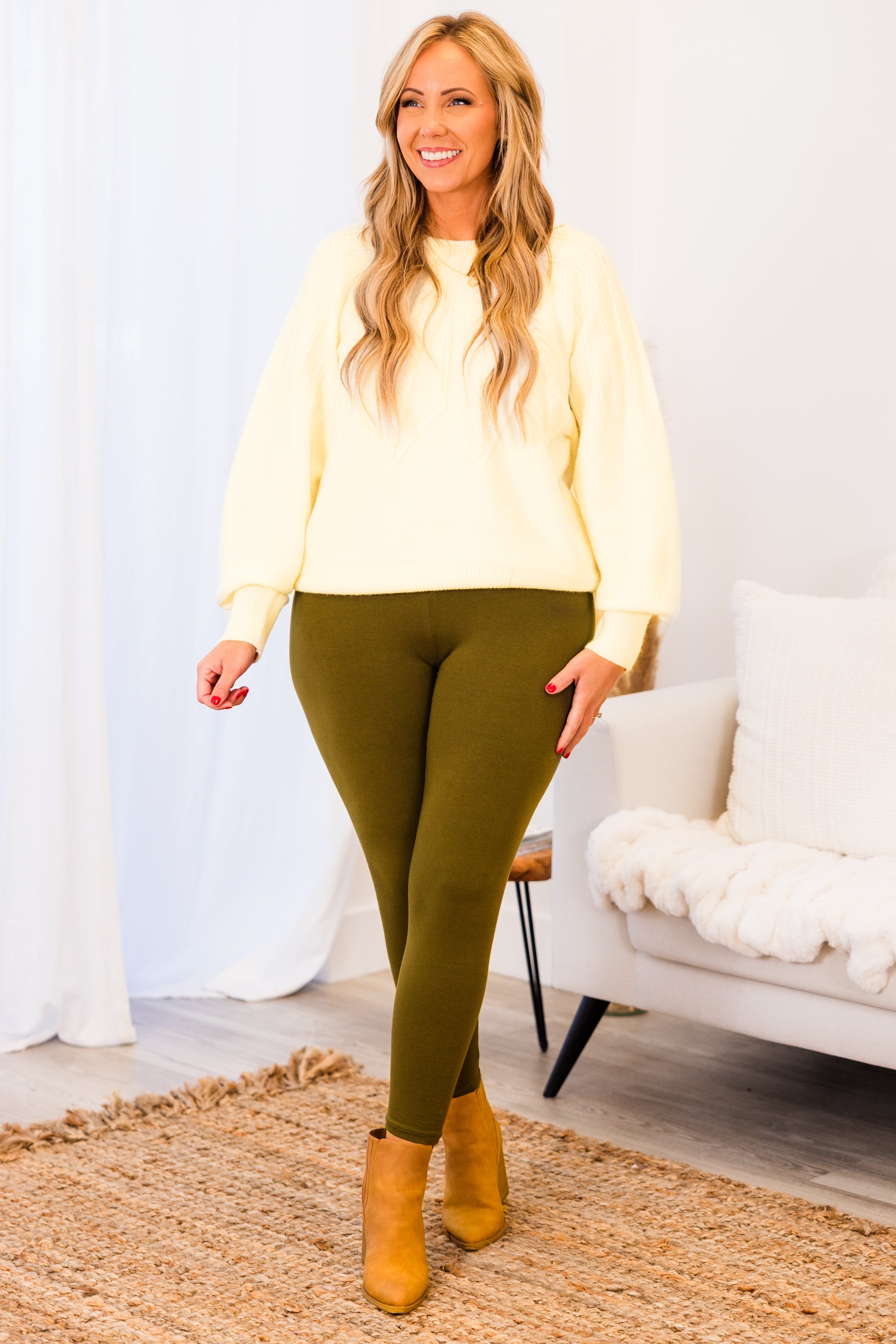 To Be True Leggings, Dark Olive