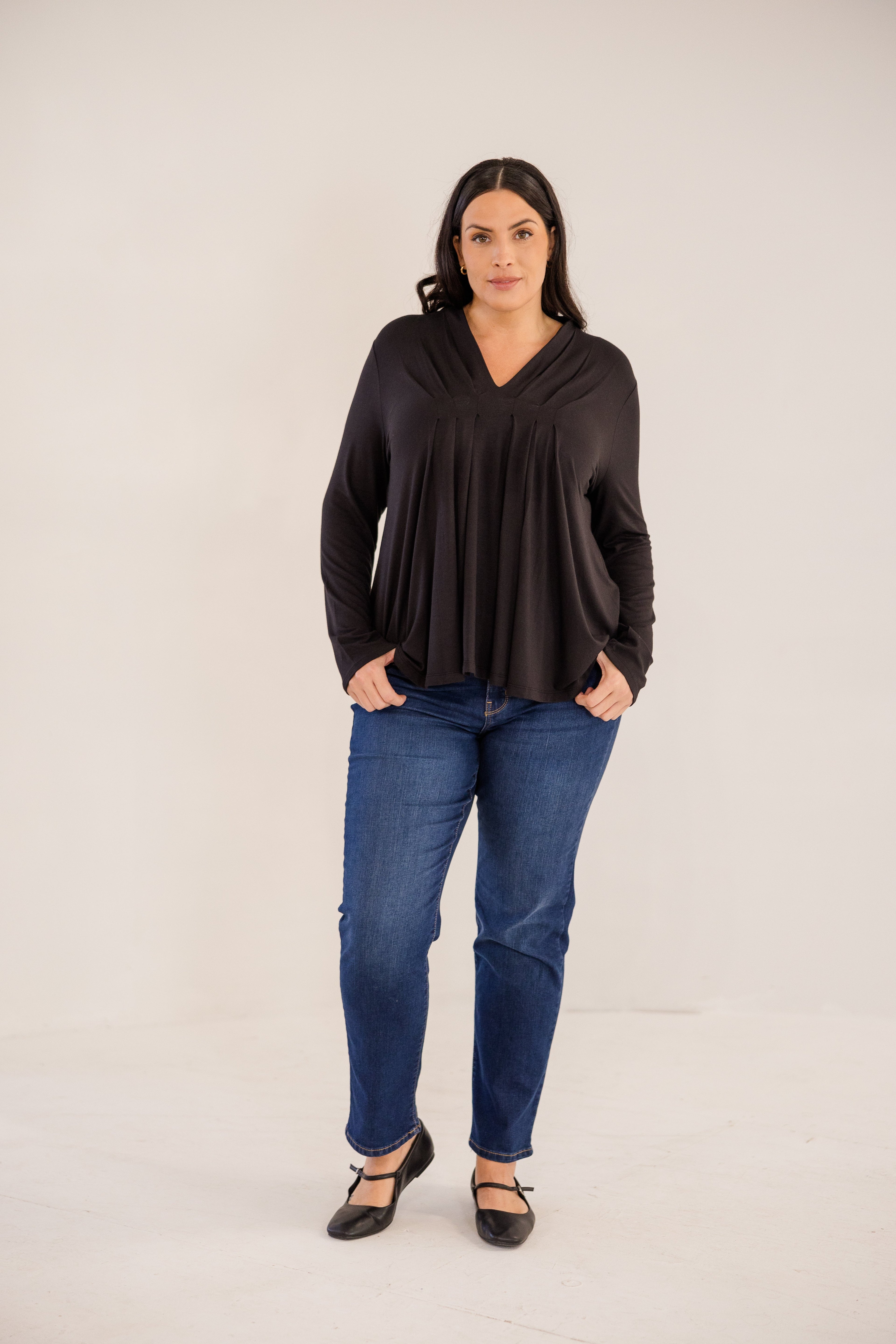 Mercer Front Pleat Top, Black