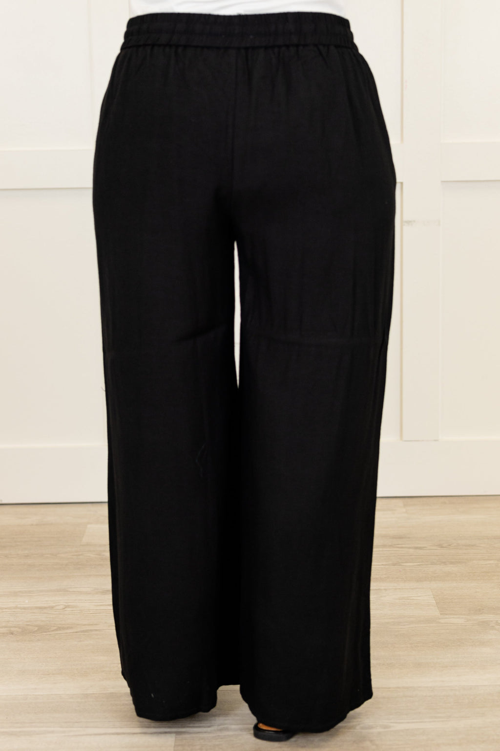 Villa Views Pants, Black