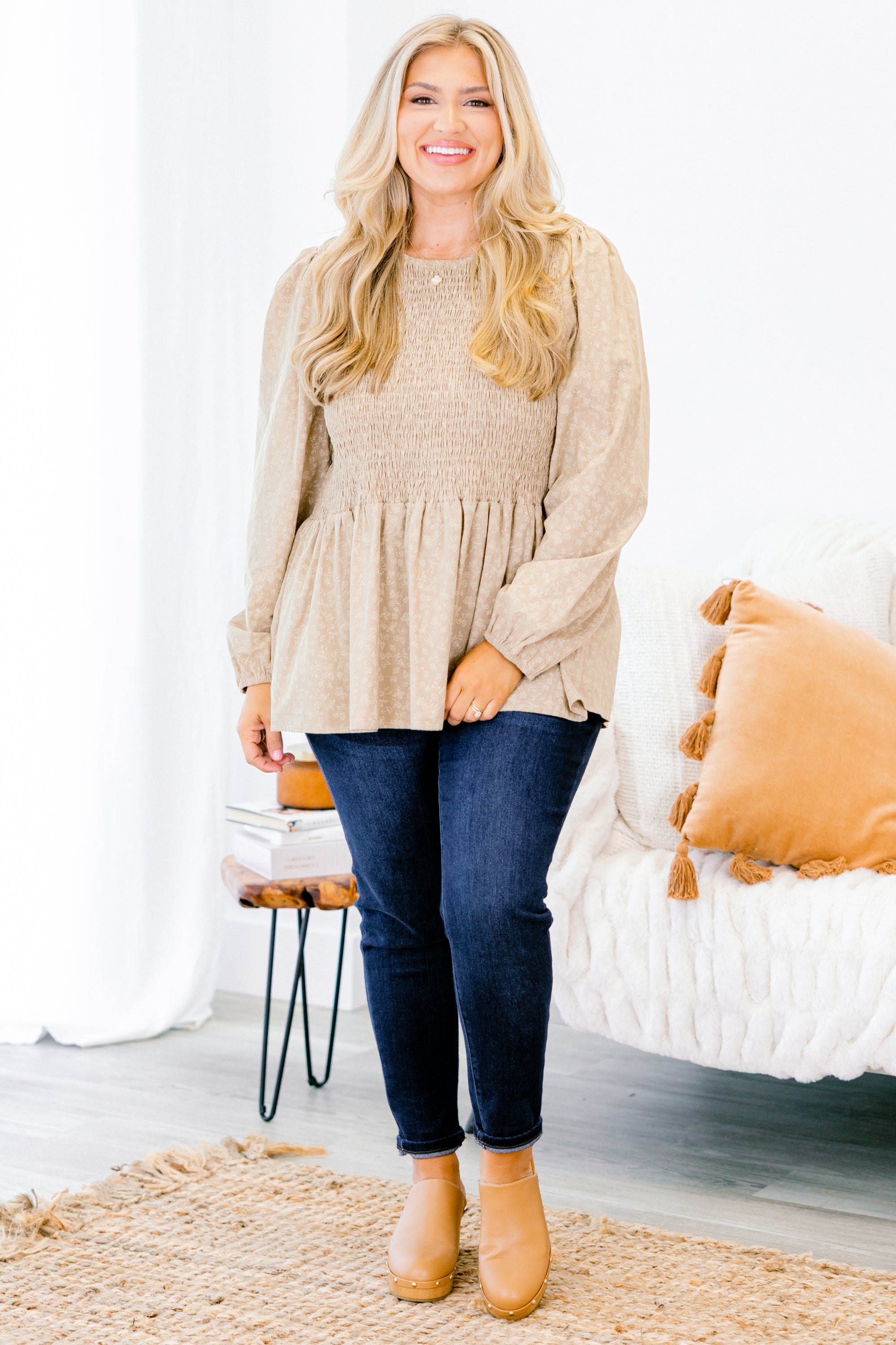 Wallflower Kisses Top, Light Olive
