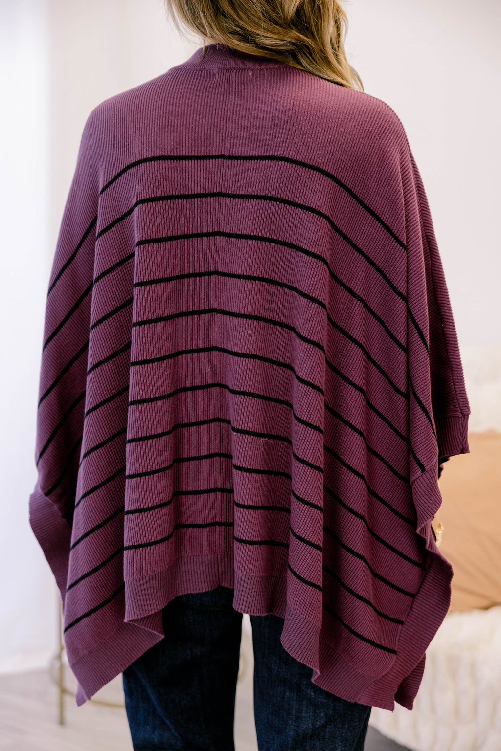 Warm Hugs Poncho, Purple