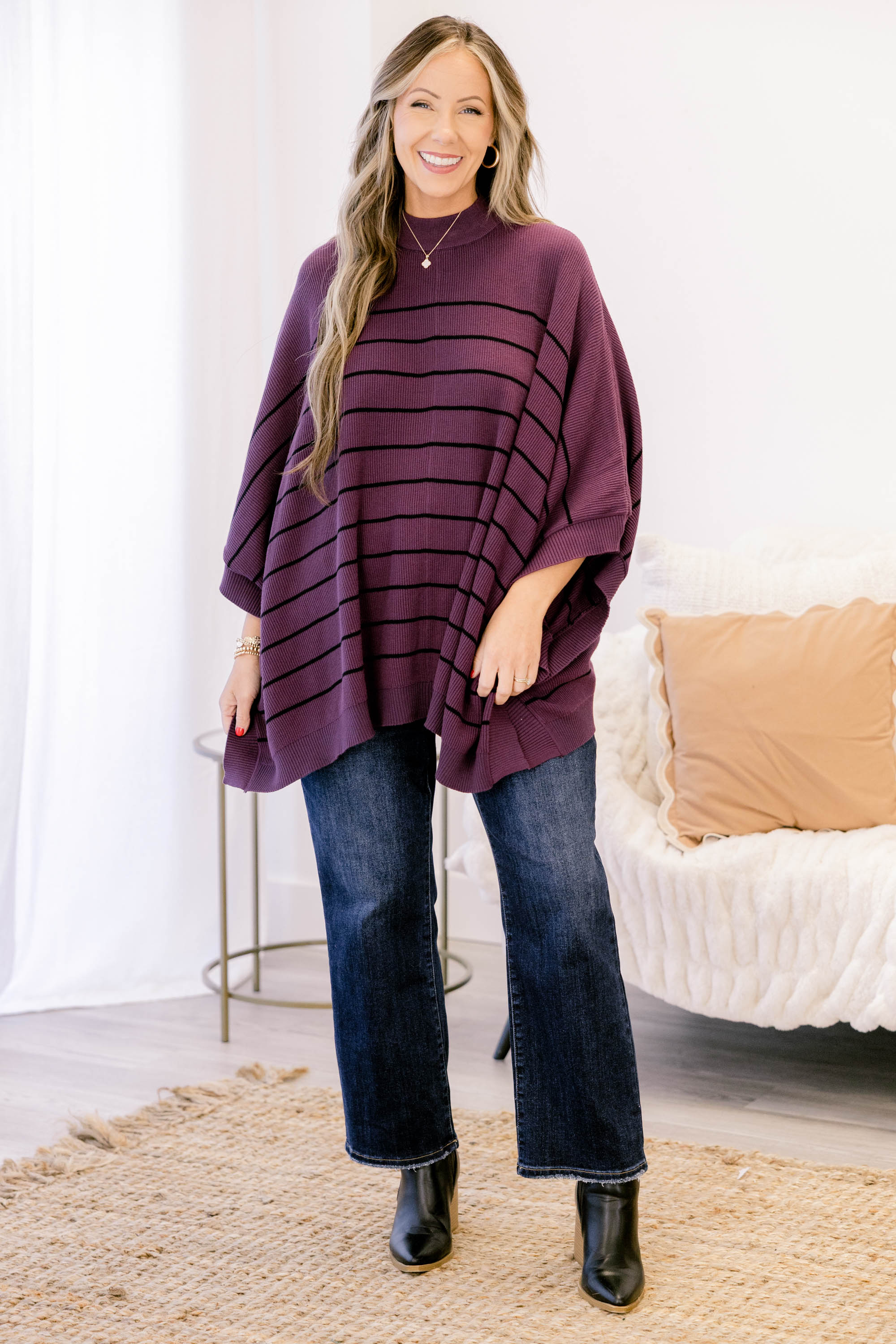 Warm Hugs Poncho, Purple