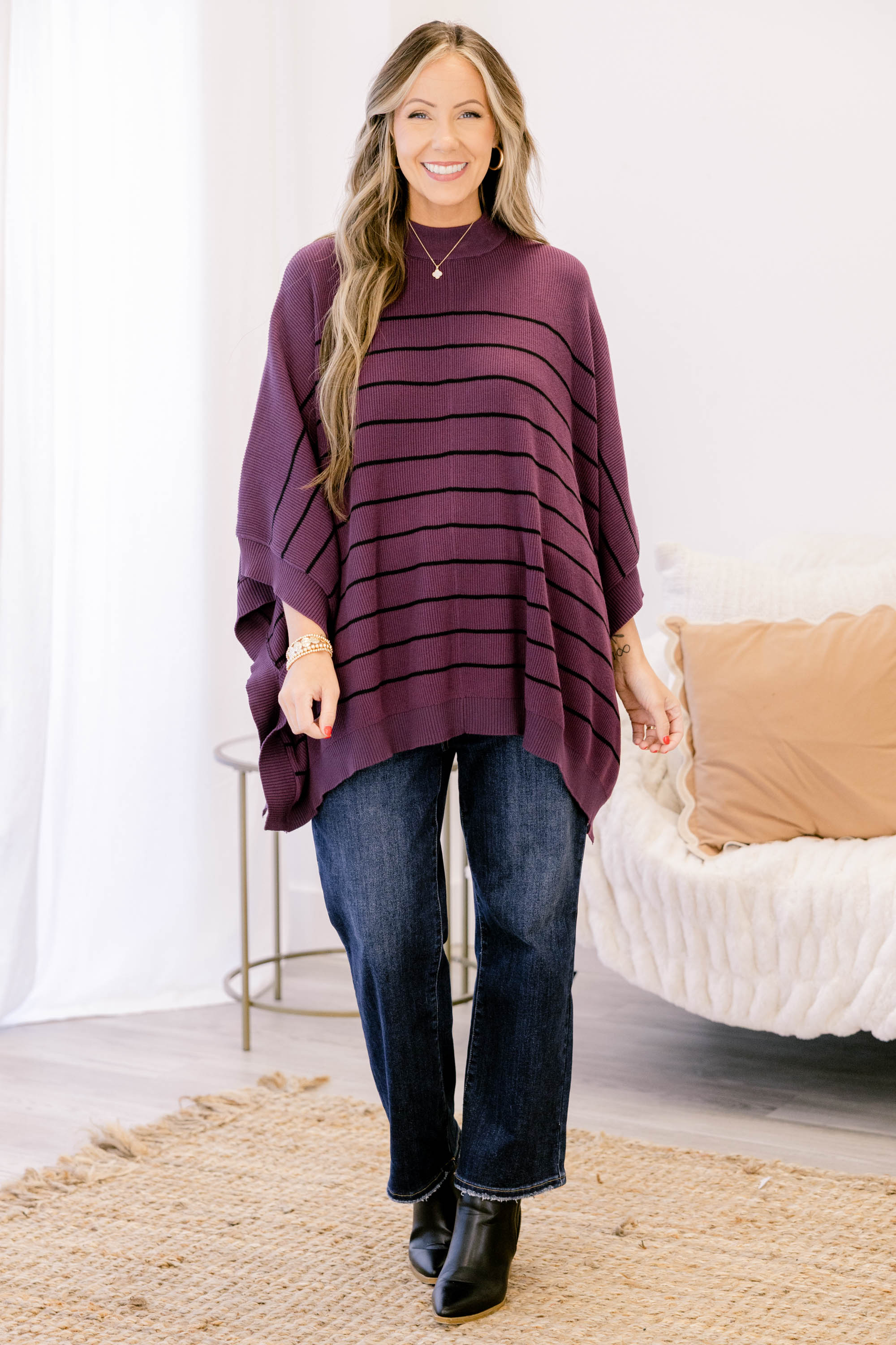 Warm Hugs Poncho, Purple