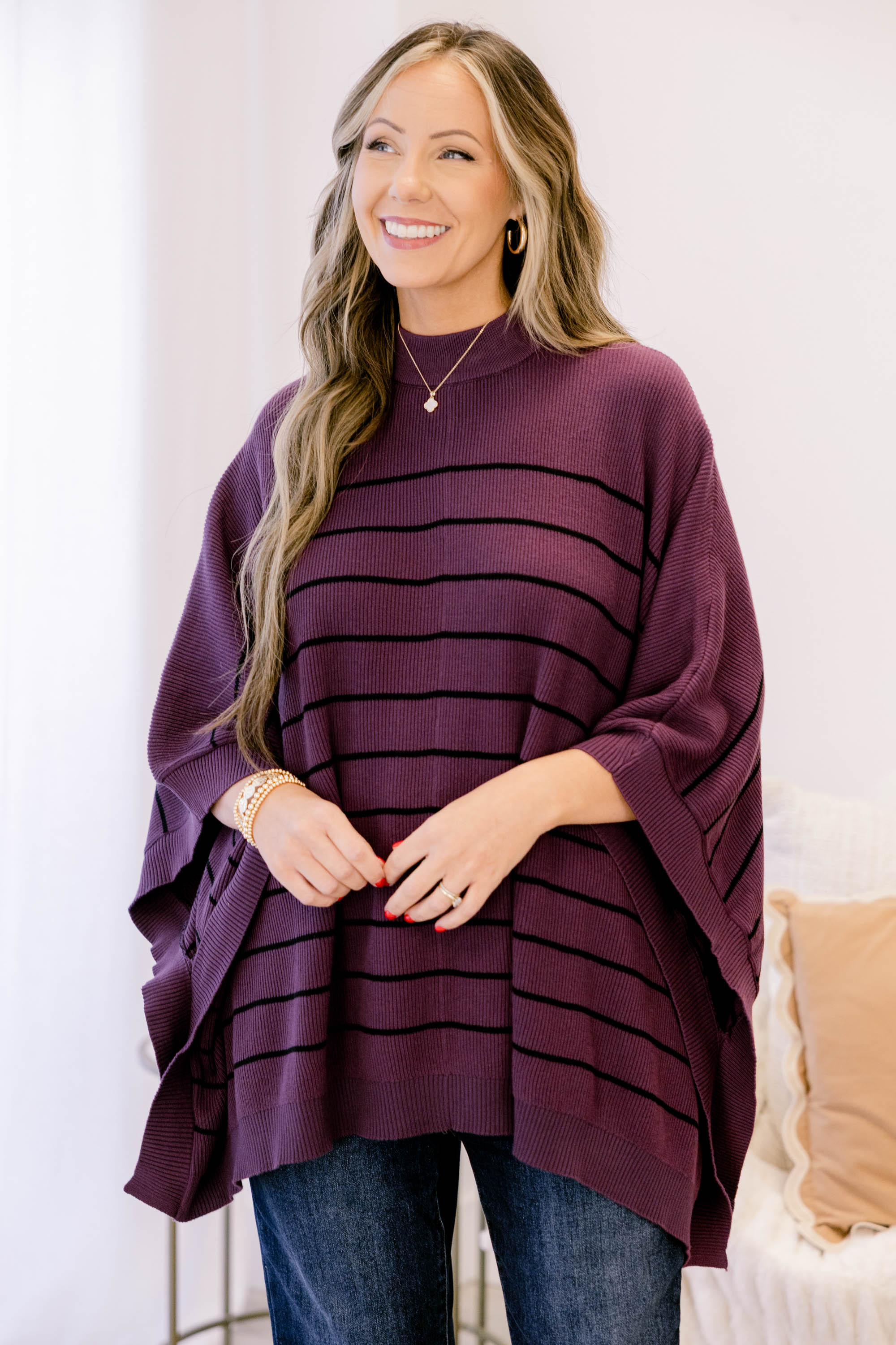 Warm Hugs Poncho, Purple