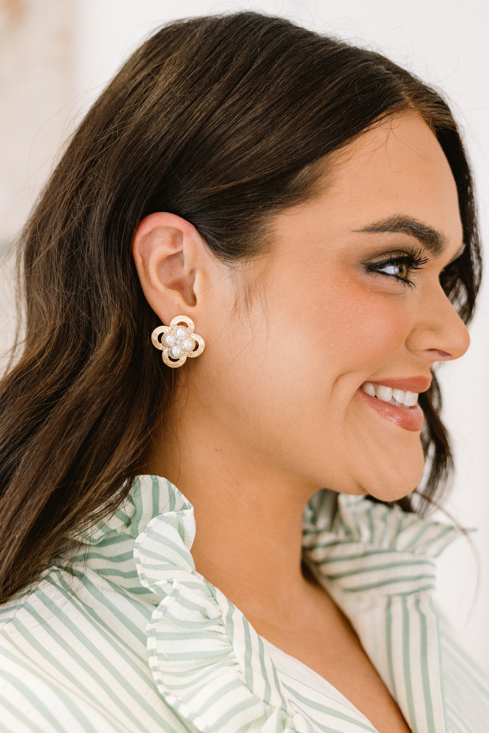 We Stick Together Earrings, Gold
