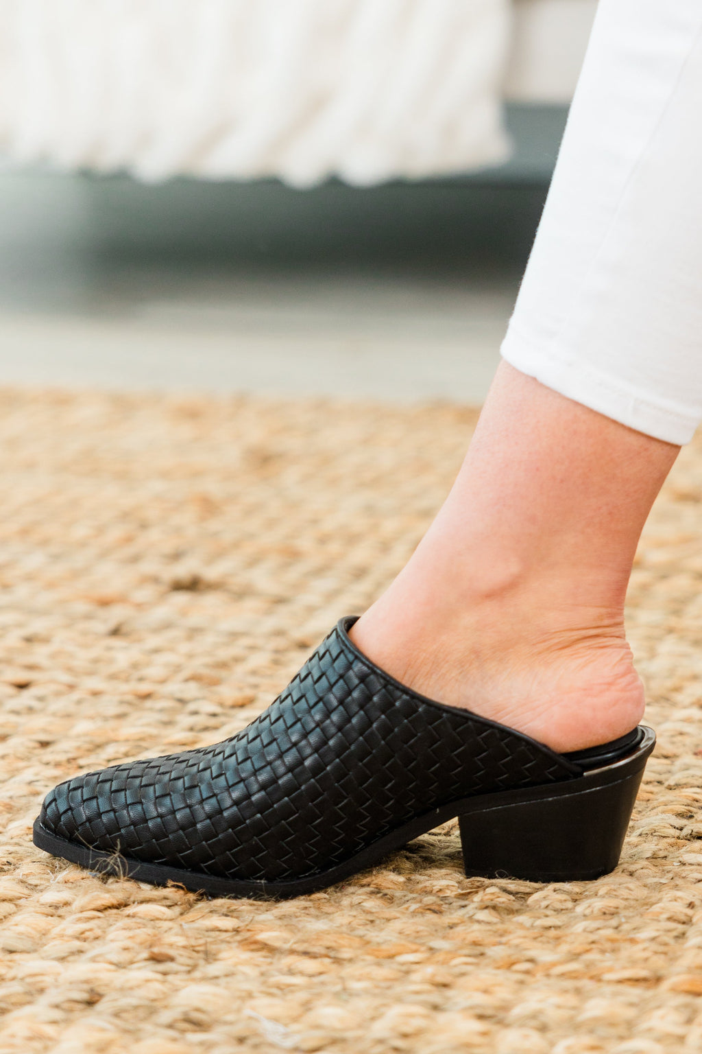 Corky's: Weekend Wandering Mules, Black