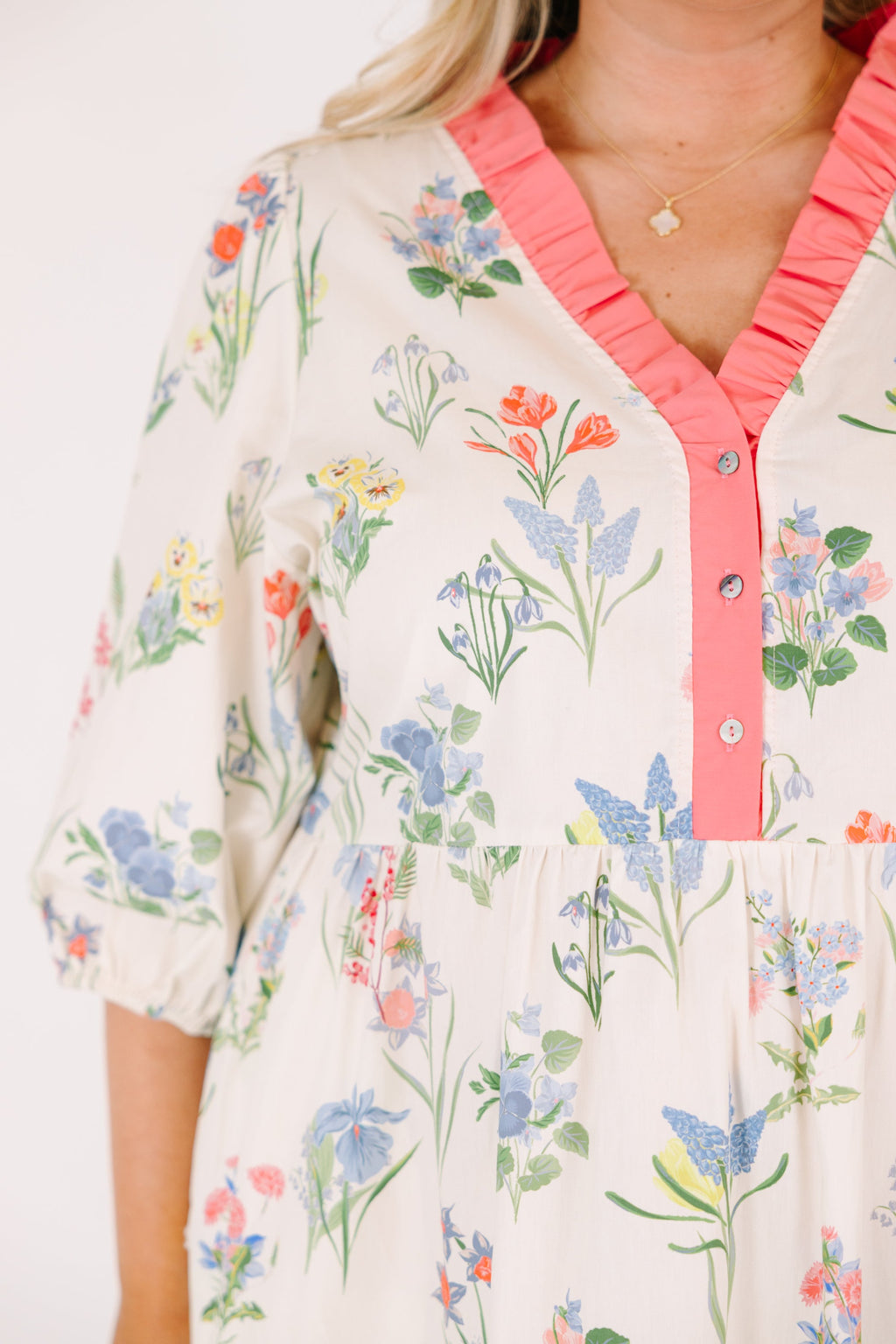 Well Defined Dress, Cream