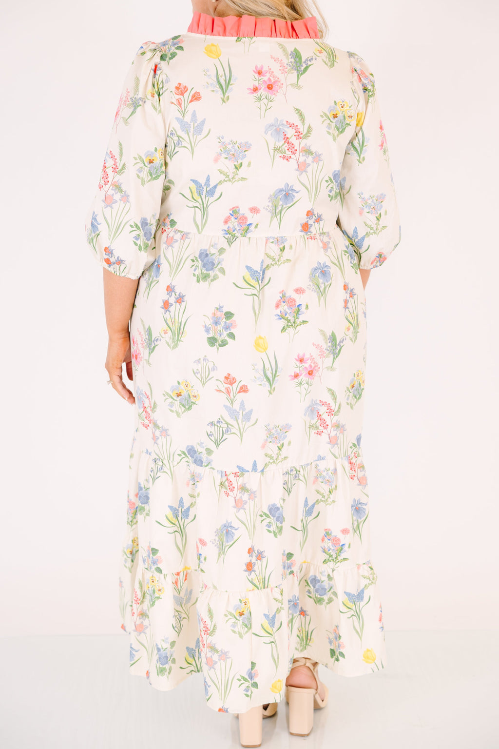 Well Defined Dress, Cream