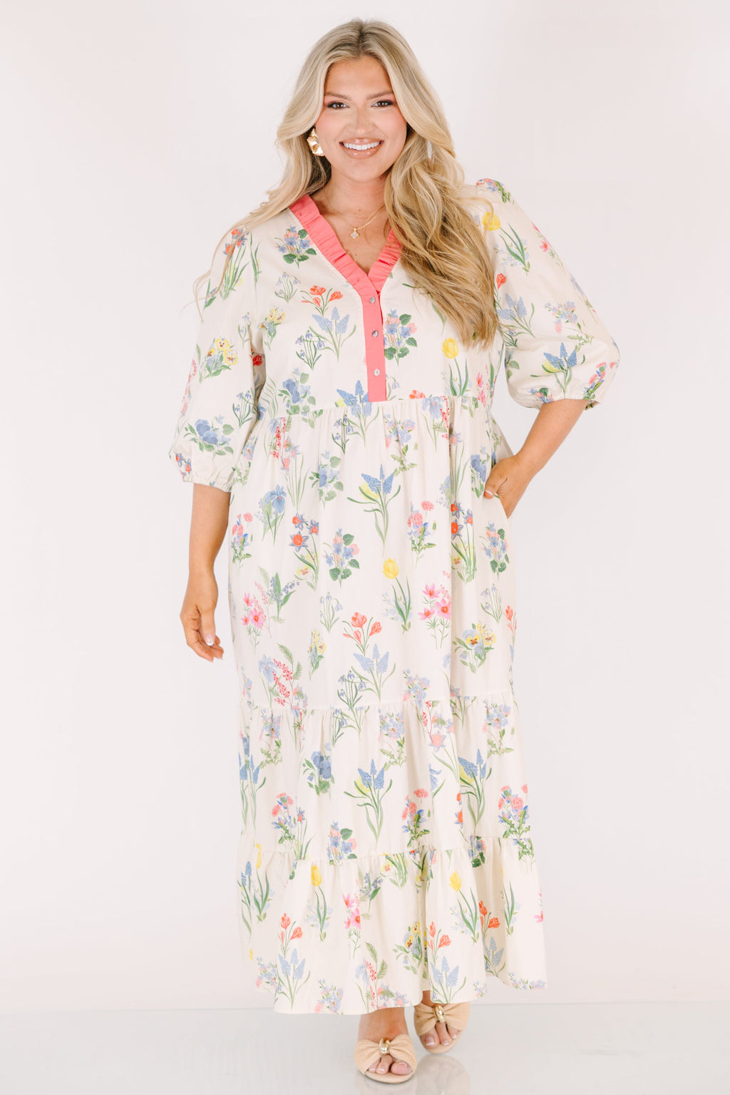 Well Defined Dress, Cream