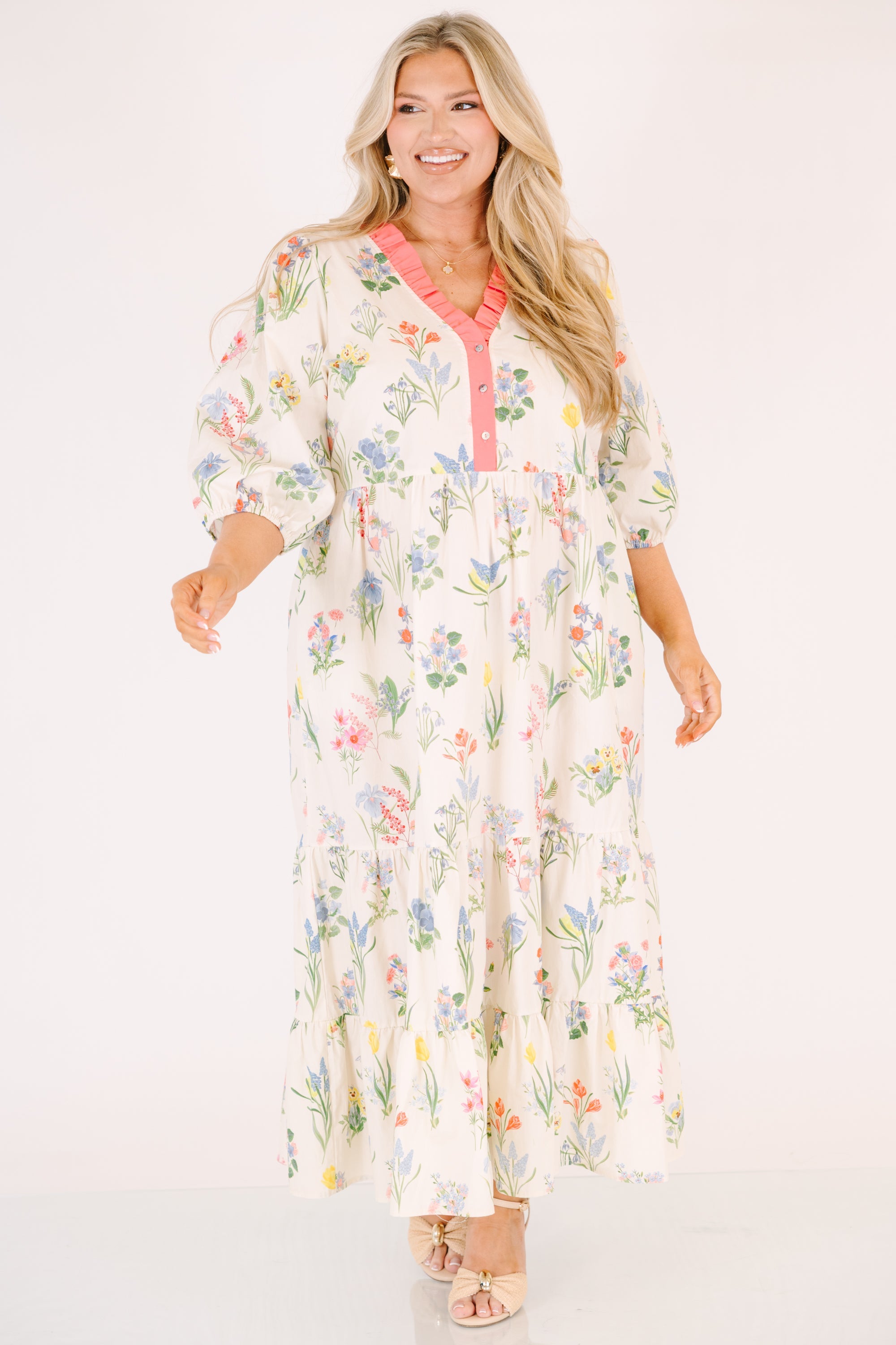 Well Defined Dress, Cream