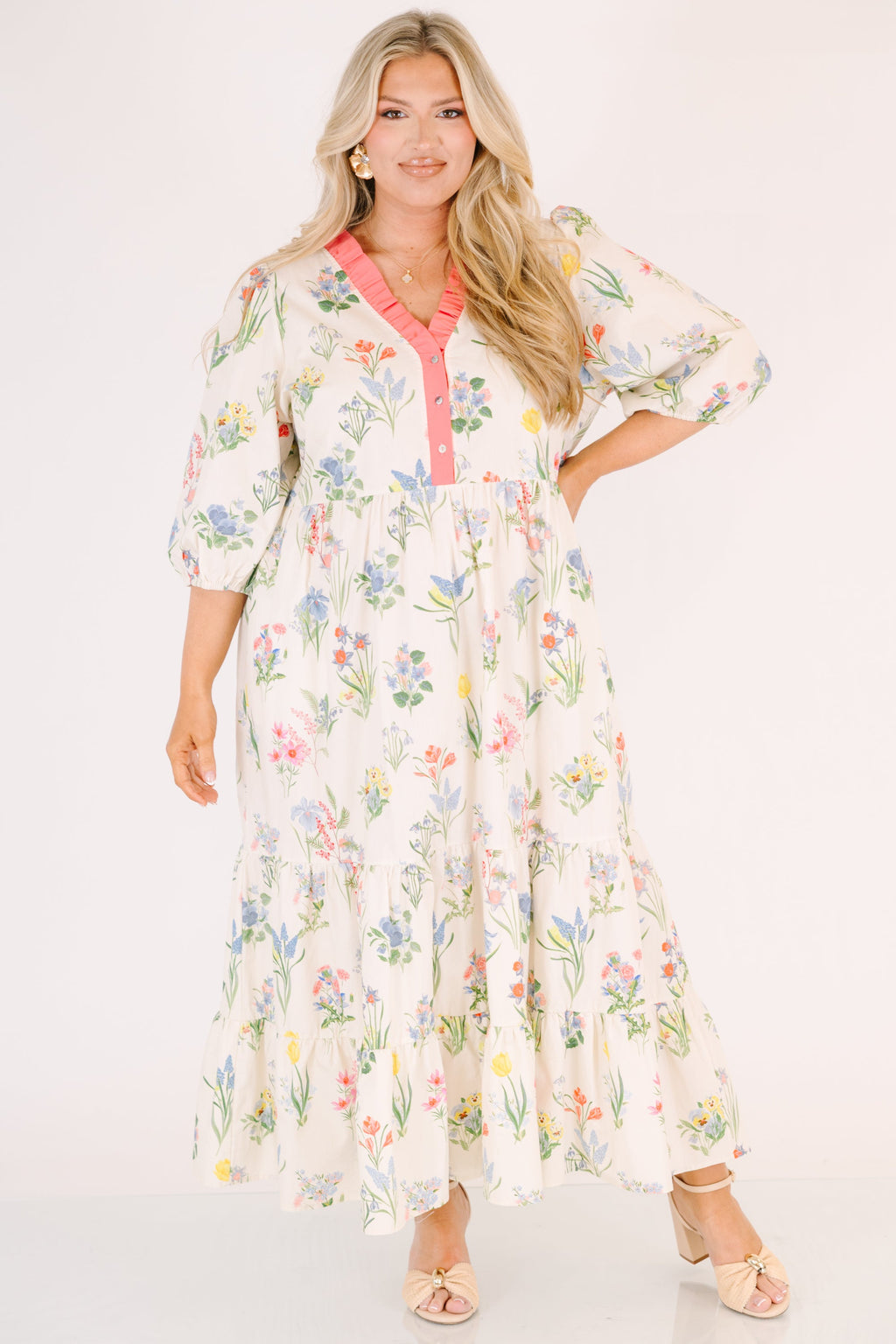 Well Defined Dress, Cream