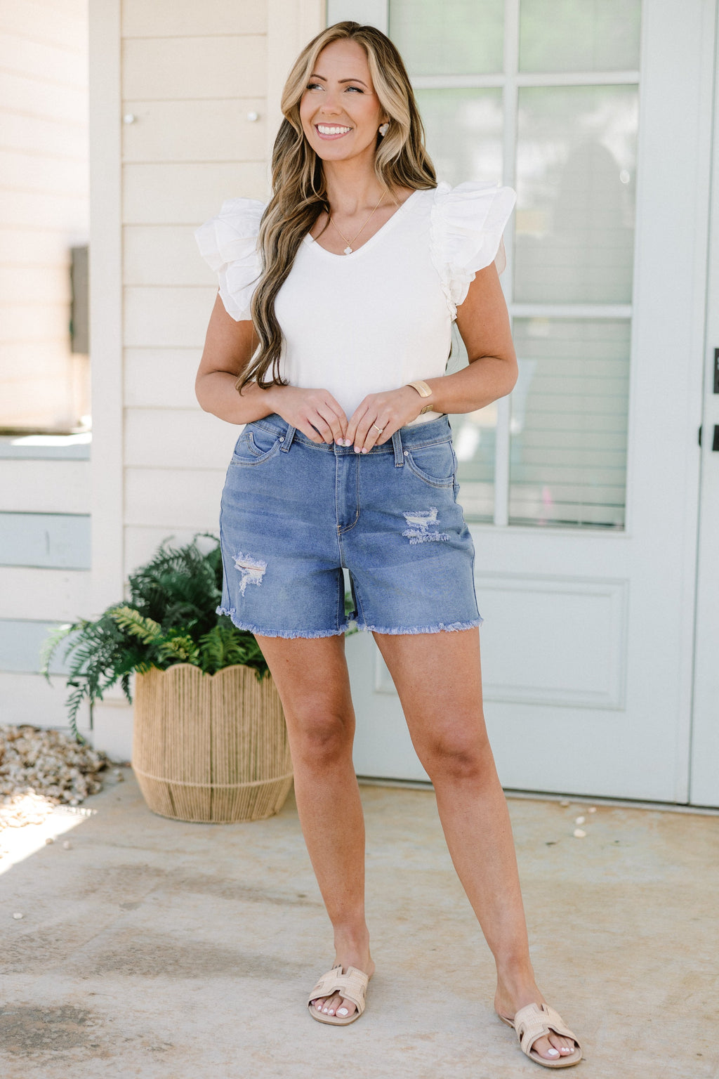 With A Little Luck Shorts, Medium Wash