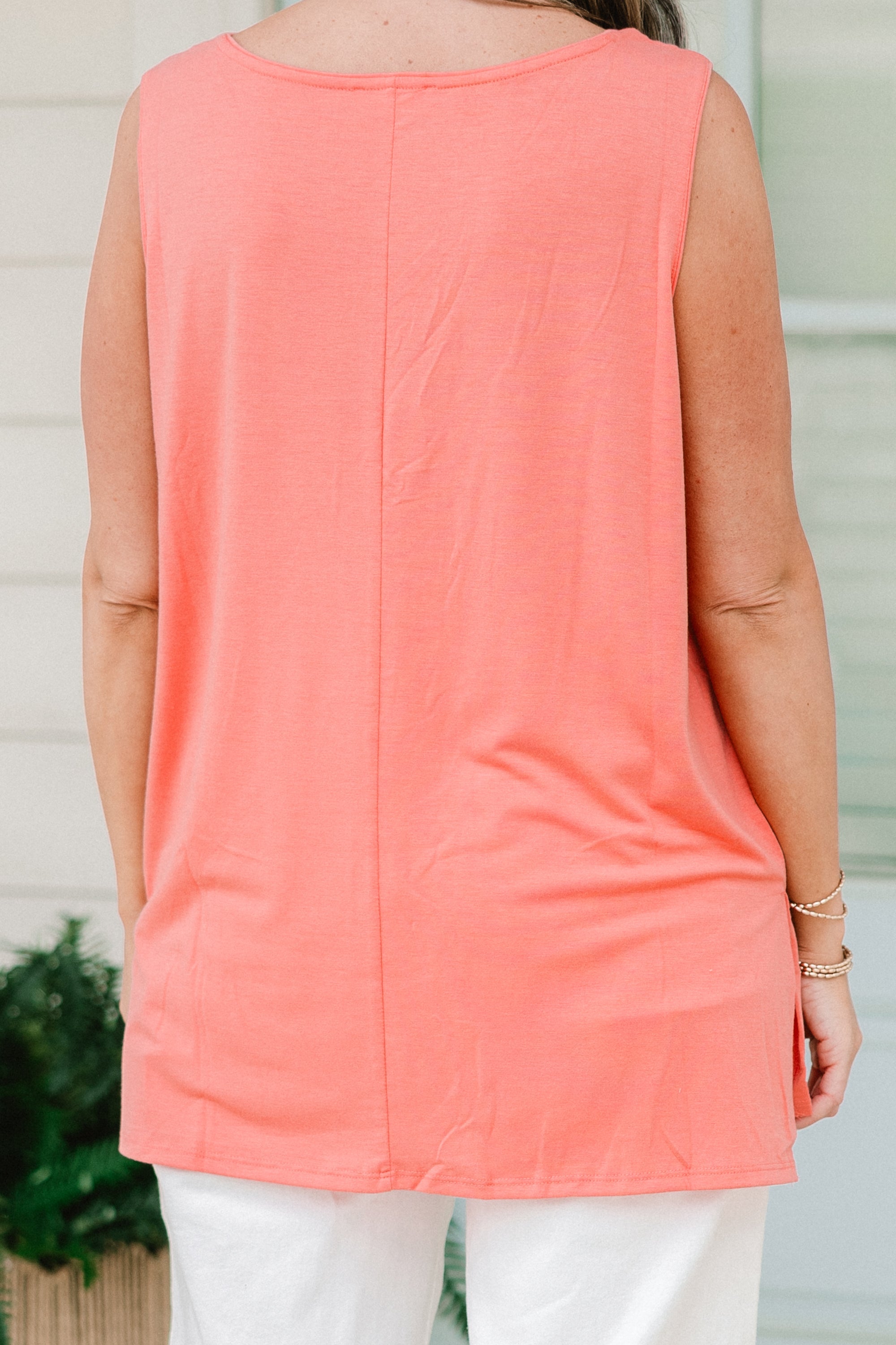 With Open Arms Tank, Deep Coral