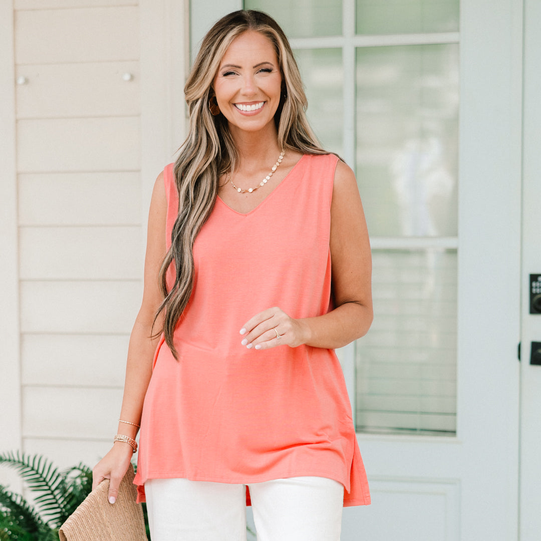 With Open Arms Tank, Deep Coral