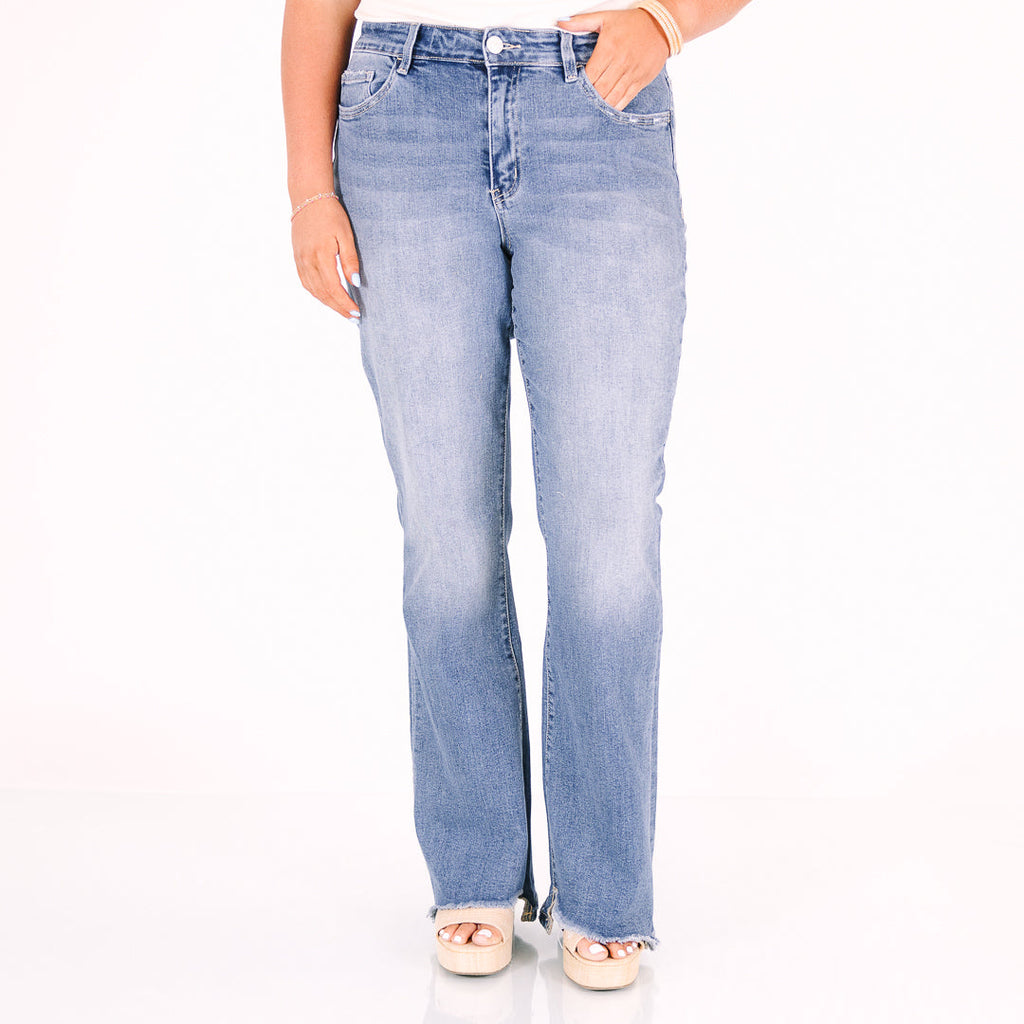 Written In The Stars Jeans, Light Wash