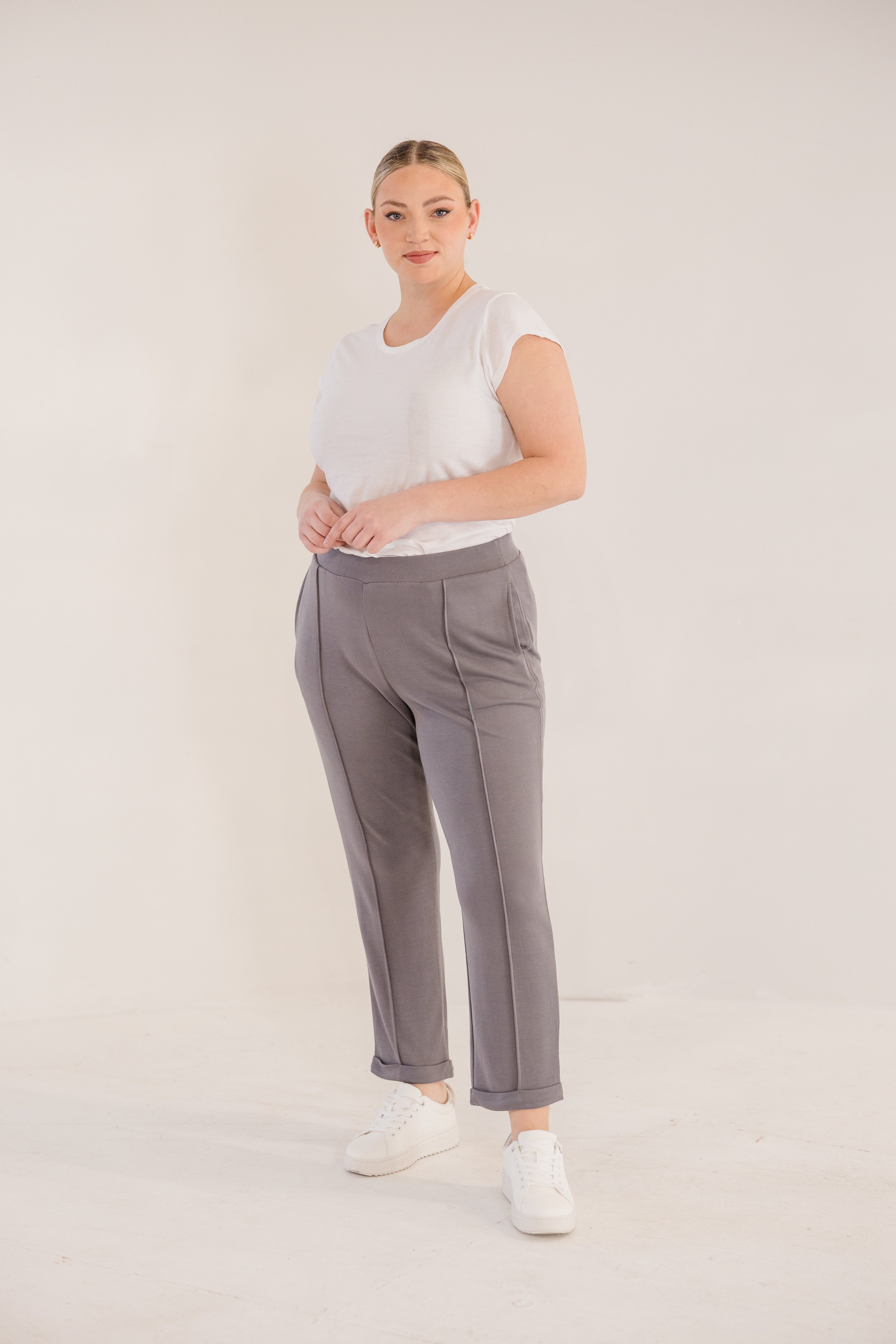 Chloe Pintuck Taper Pant, Castle Rock