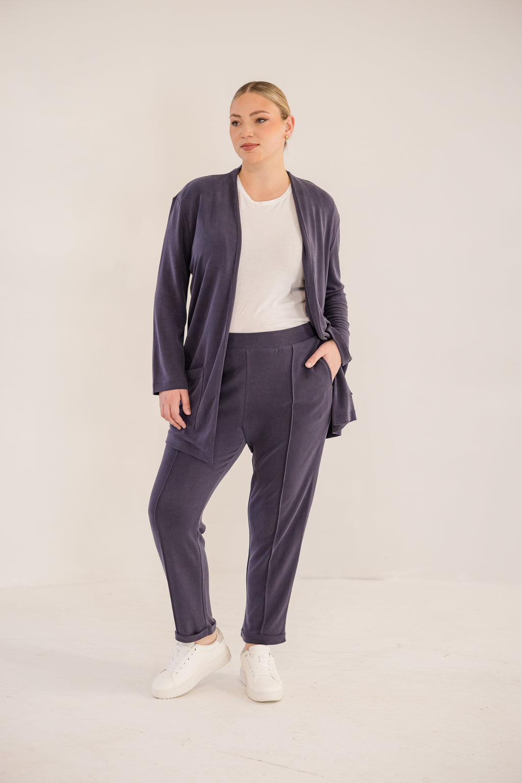 Chloe Pintuck Taper Pant, Ink Navy