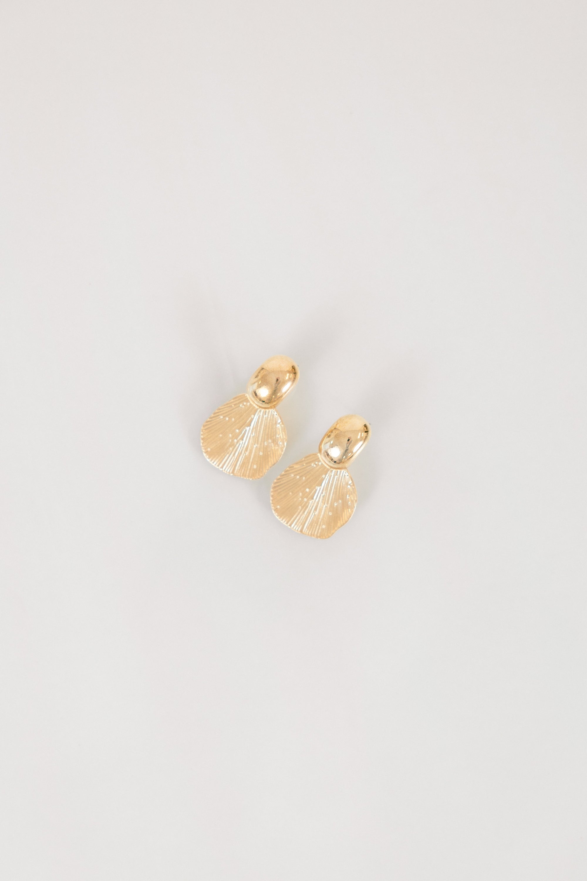 Abstract Aura Earrings, Gold