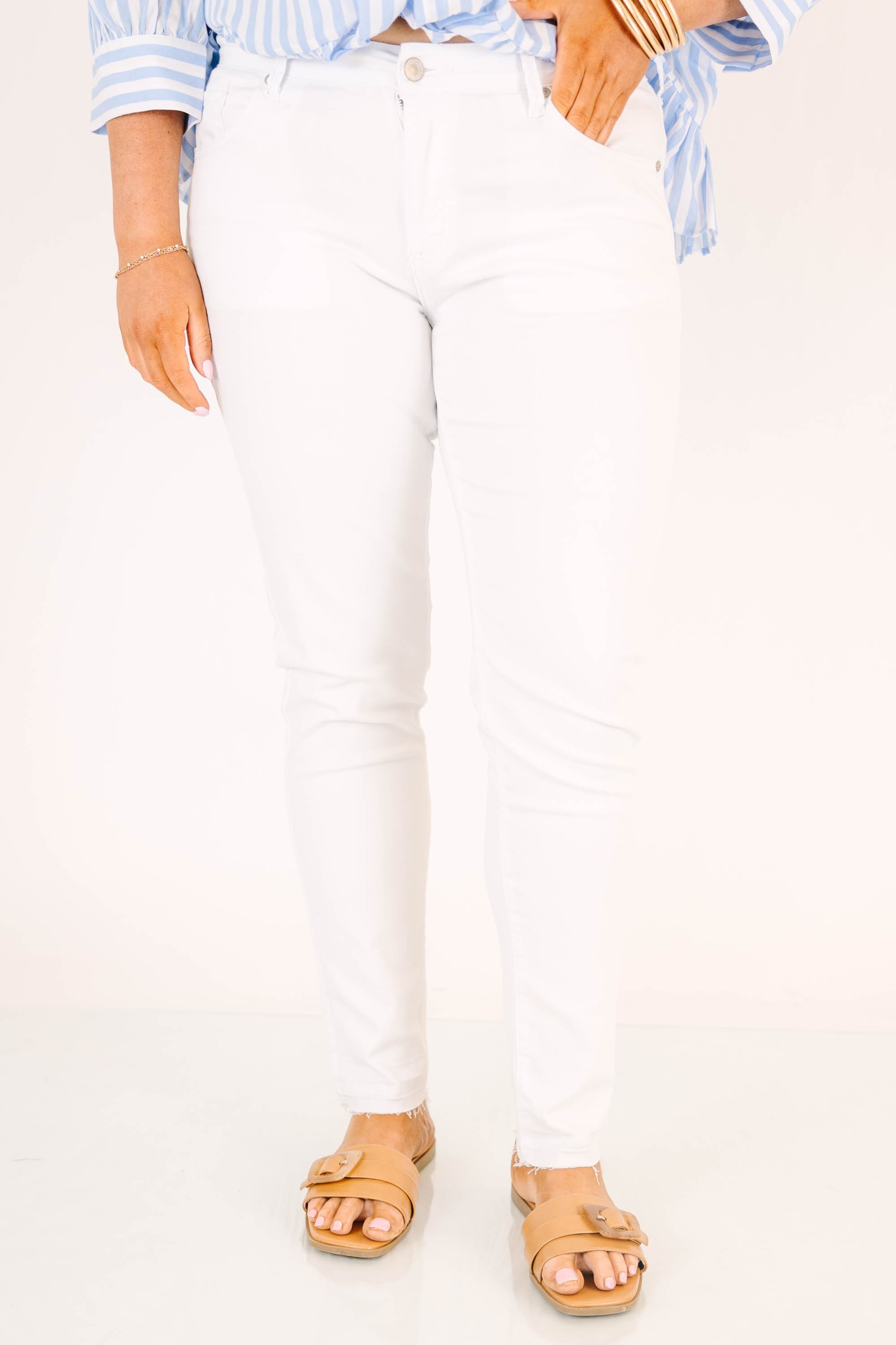Casting Shadows Skinny Jeans, White