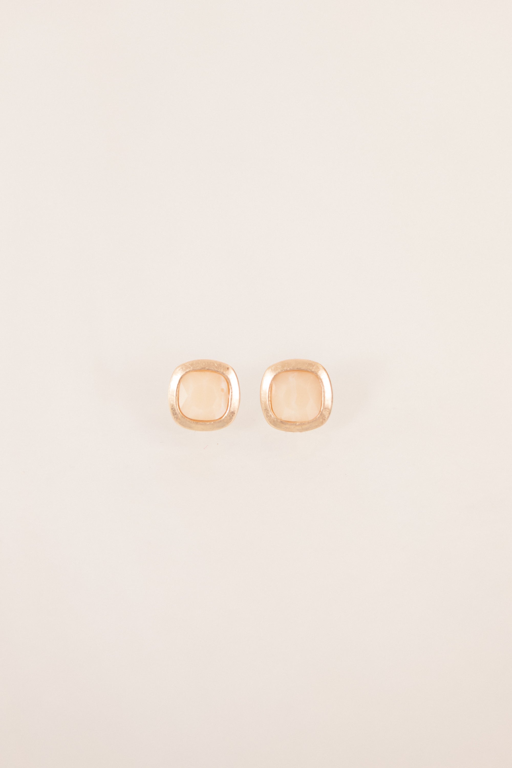 Color Me Cute Studs, Natural