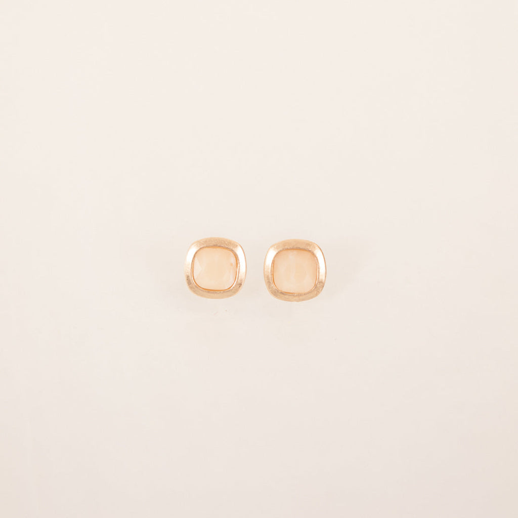 Color Me Cute Studs, Natural
