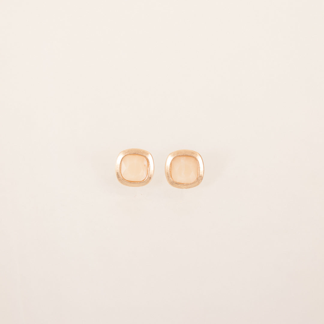 Color Me Cute Studs, Natural