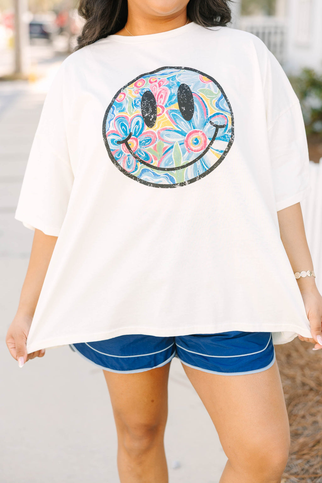 Groovy Smiling Boyfriend Tee, Ivory
