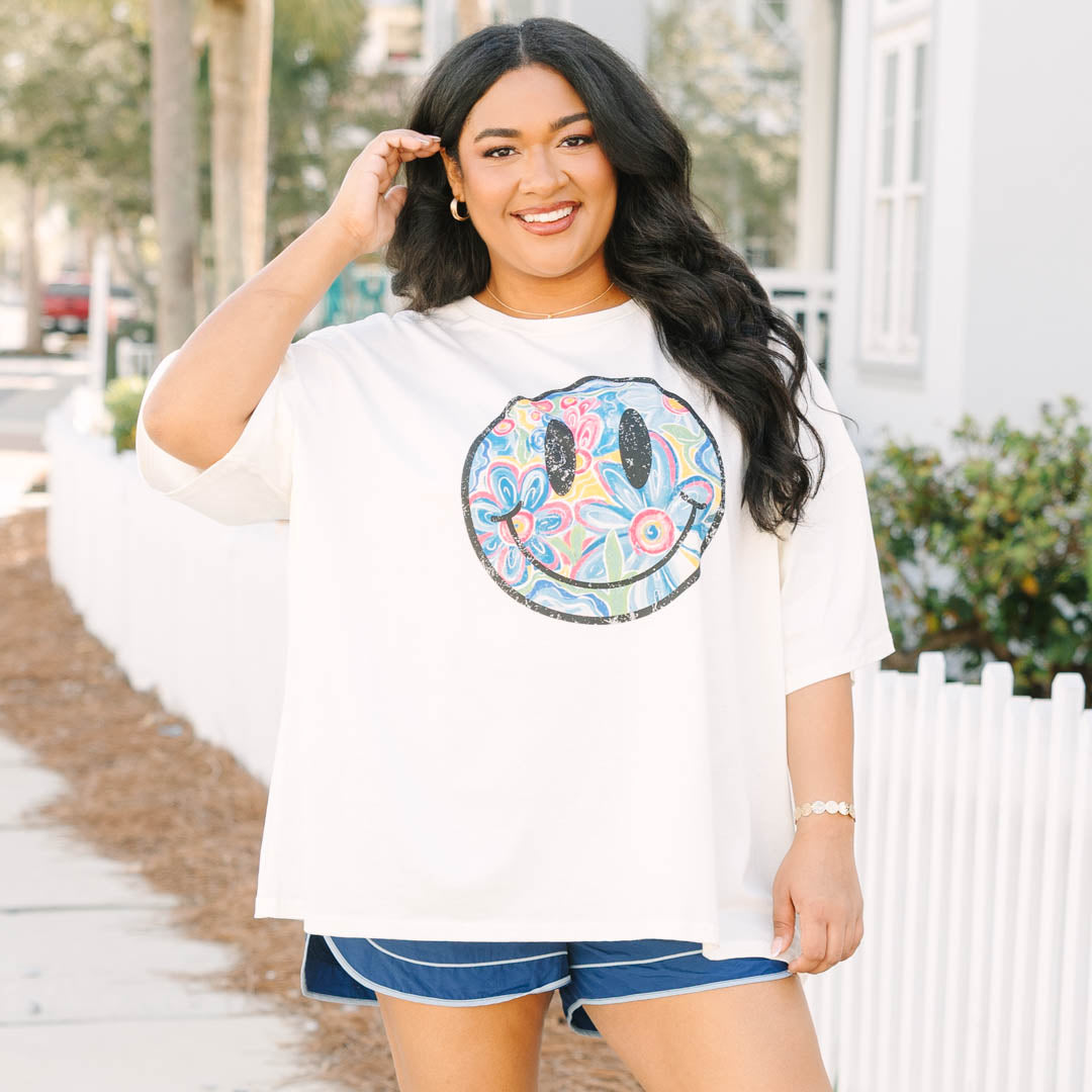 Groovy Smiling Boyfriend Tee, Ivory