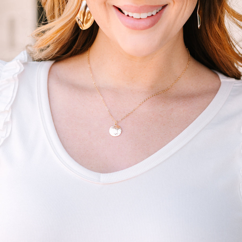 Hold The Line Necklace, Gold