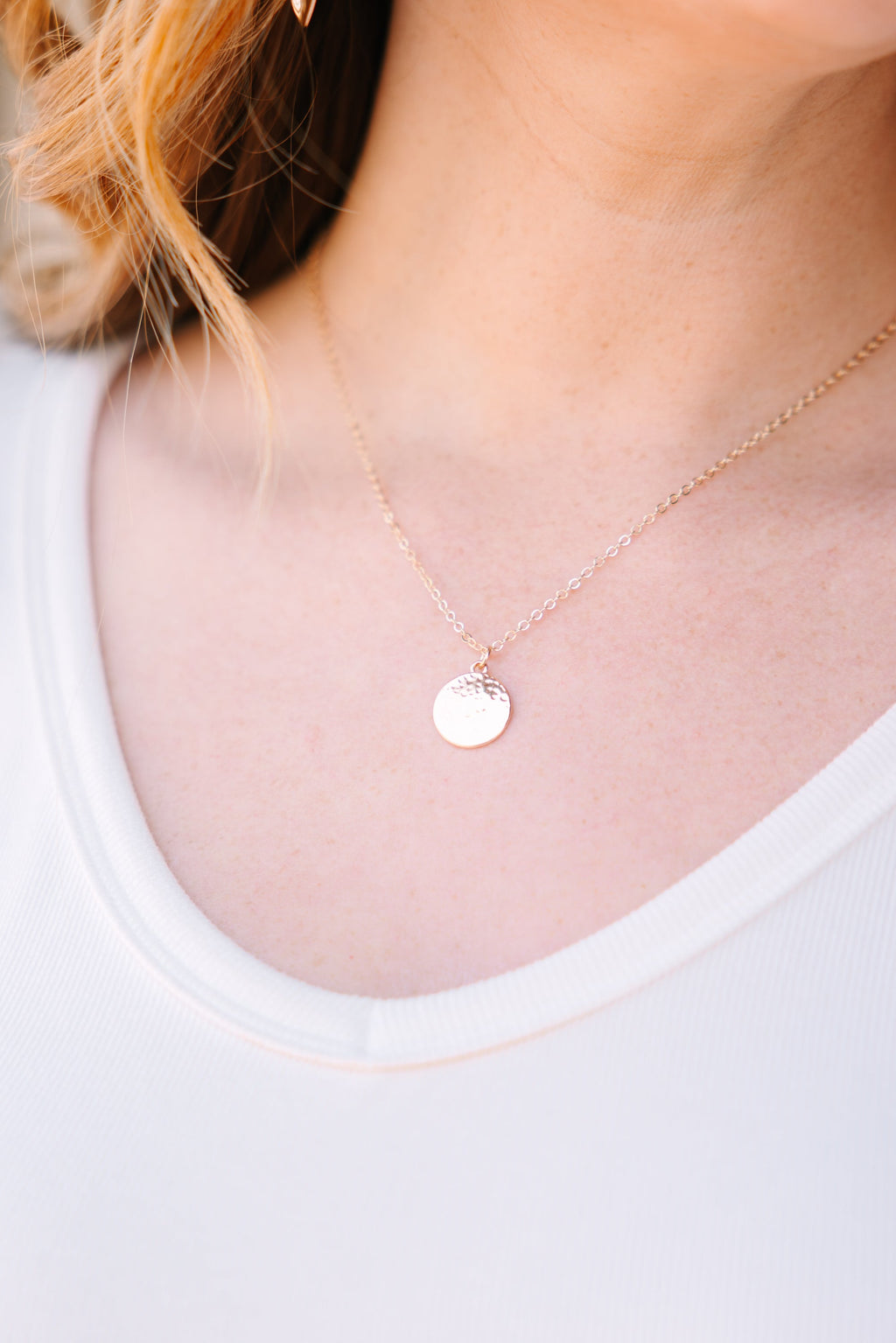 Hold The Line Necklace, Gold