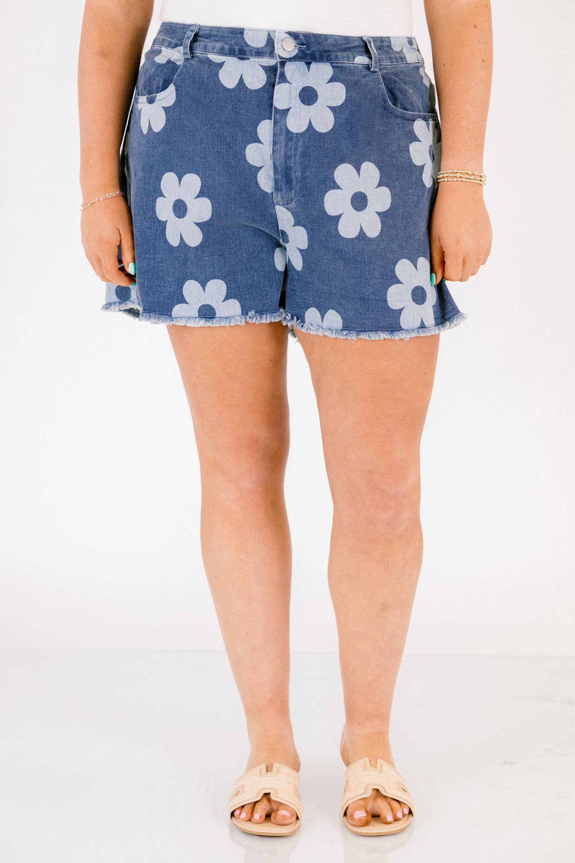 In The Flower Shop Shorts, Classic Floral