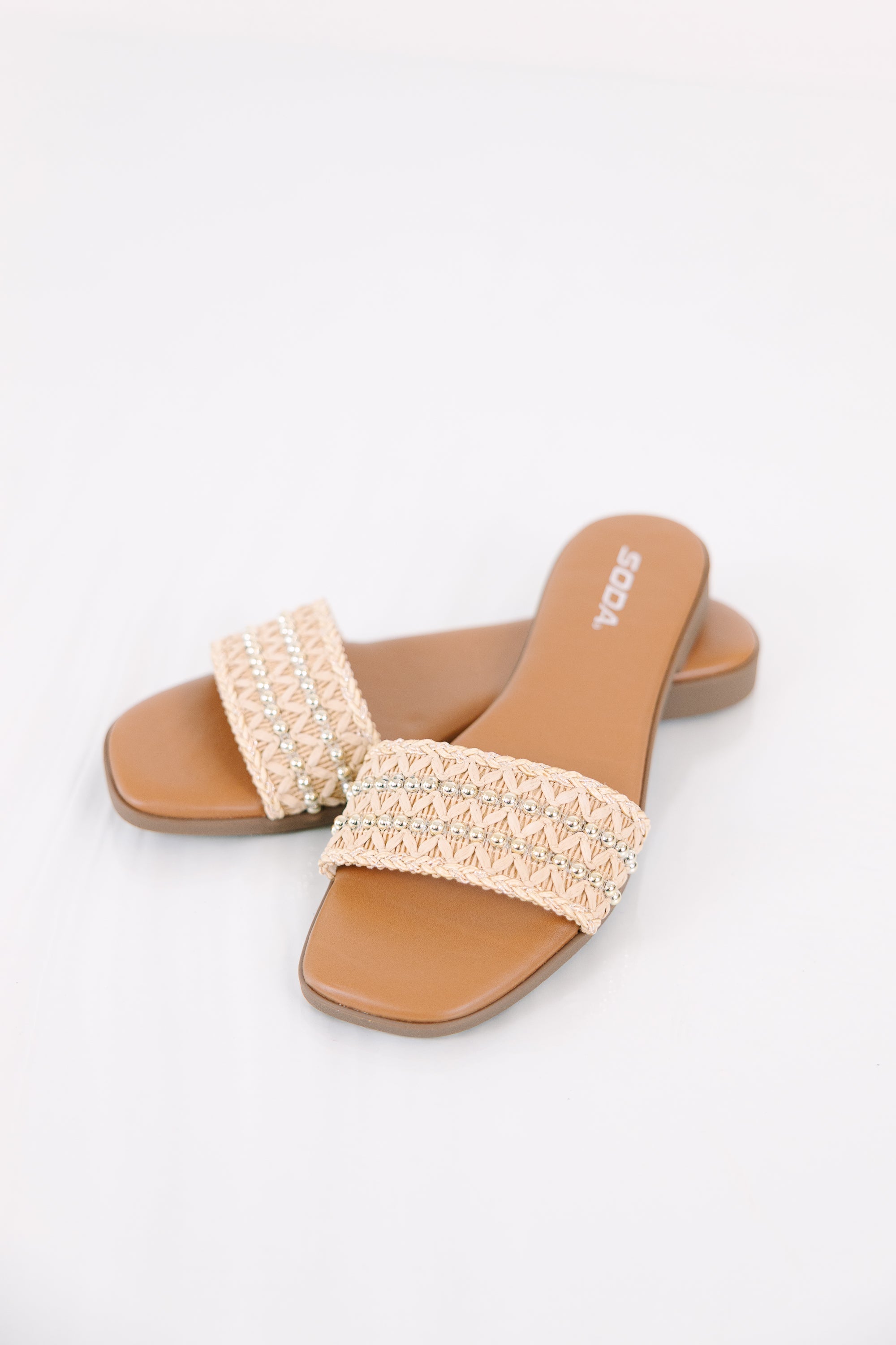 Isle Waters Sandals, Beige