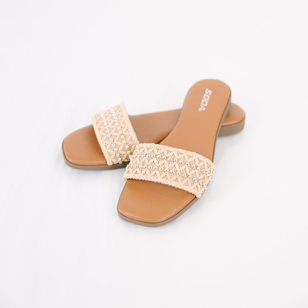 Isle Waters Sandals, Beige
