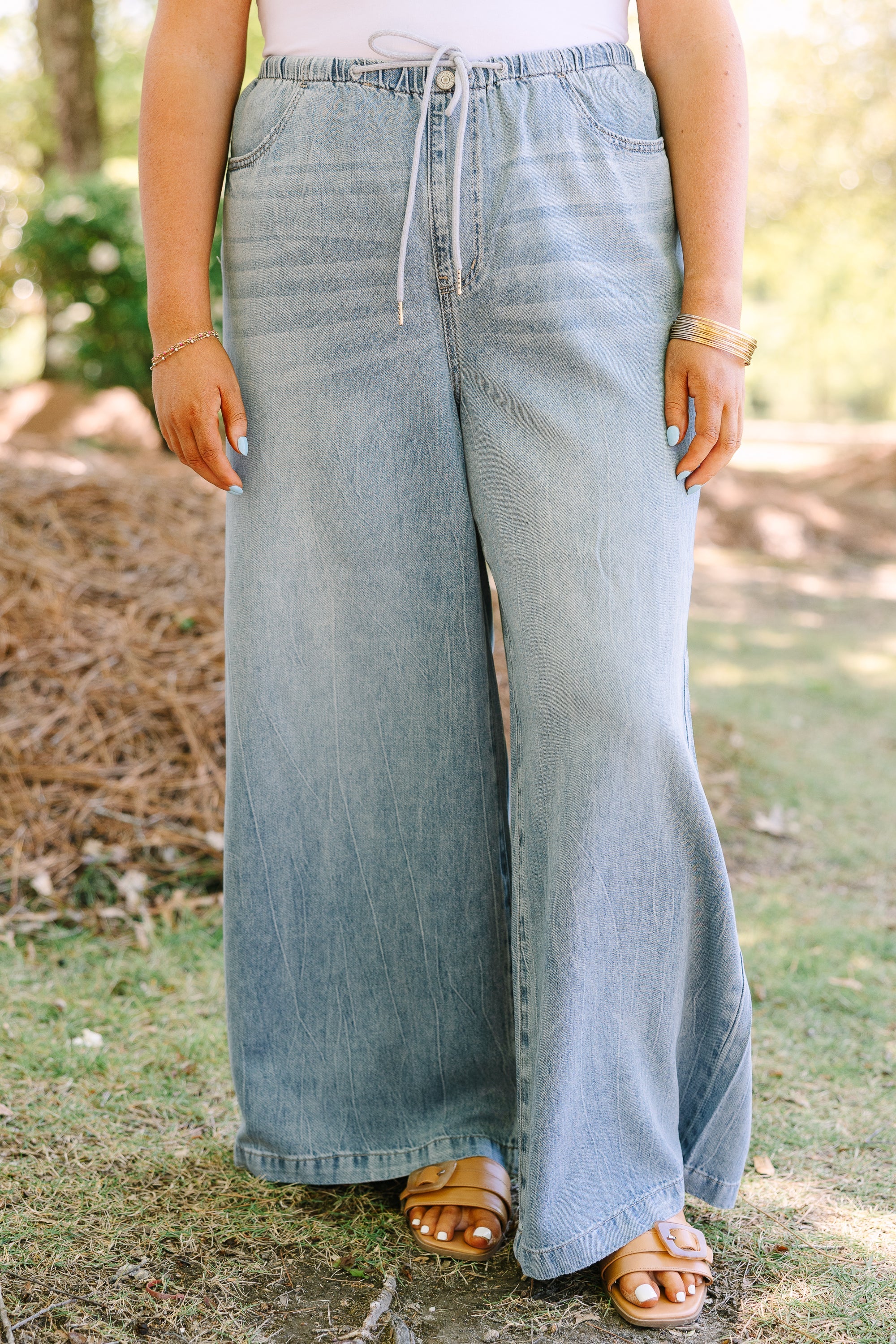 Judy Blue: All The Angles Jeans, Light Wash