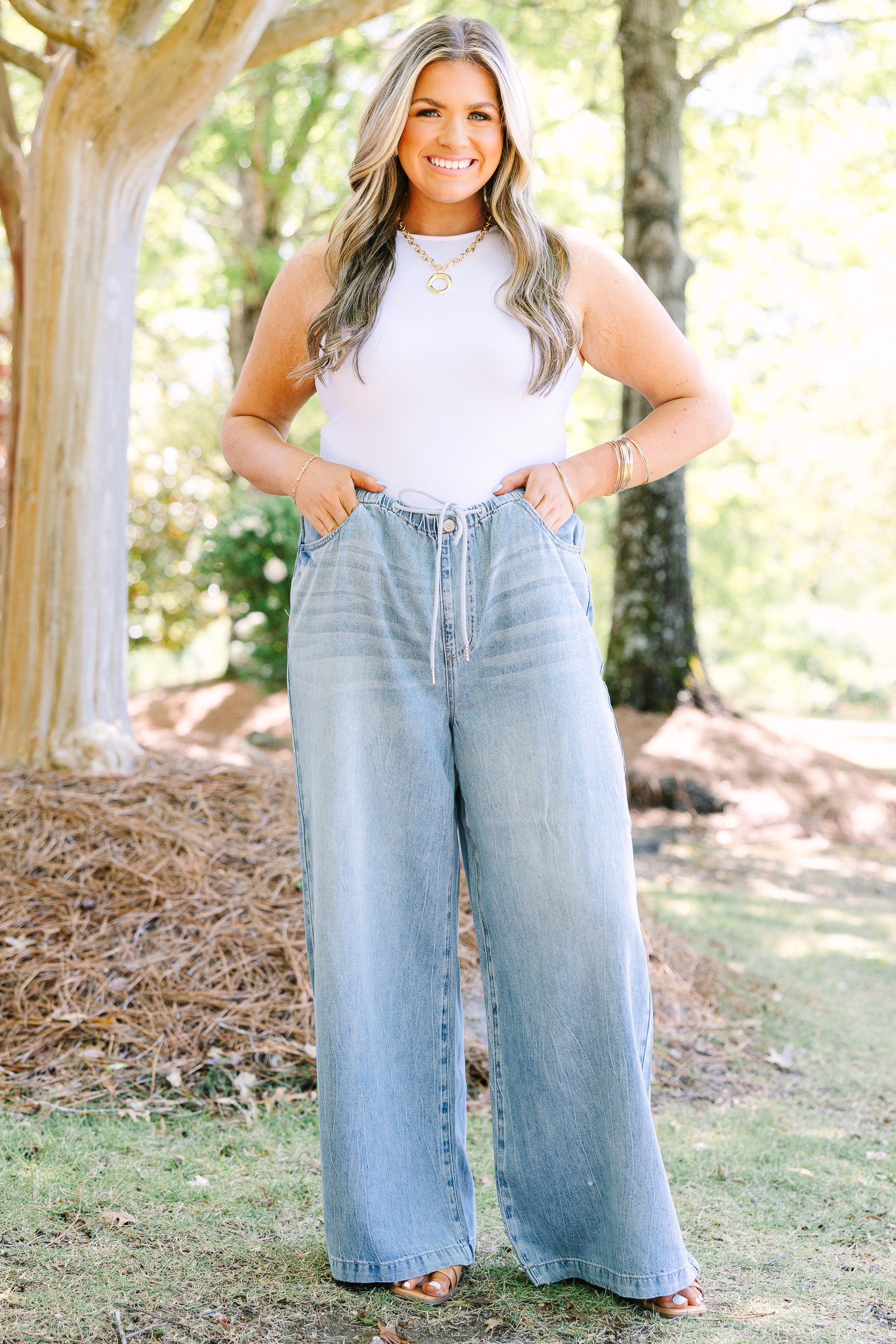 Judy Blue: All The Angles Jeans, Light Wash
