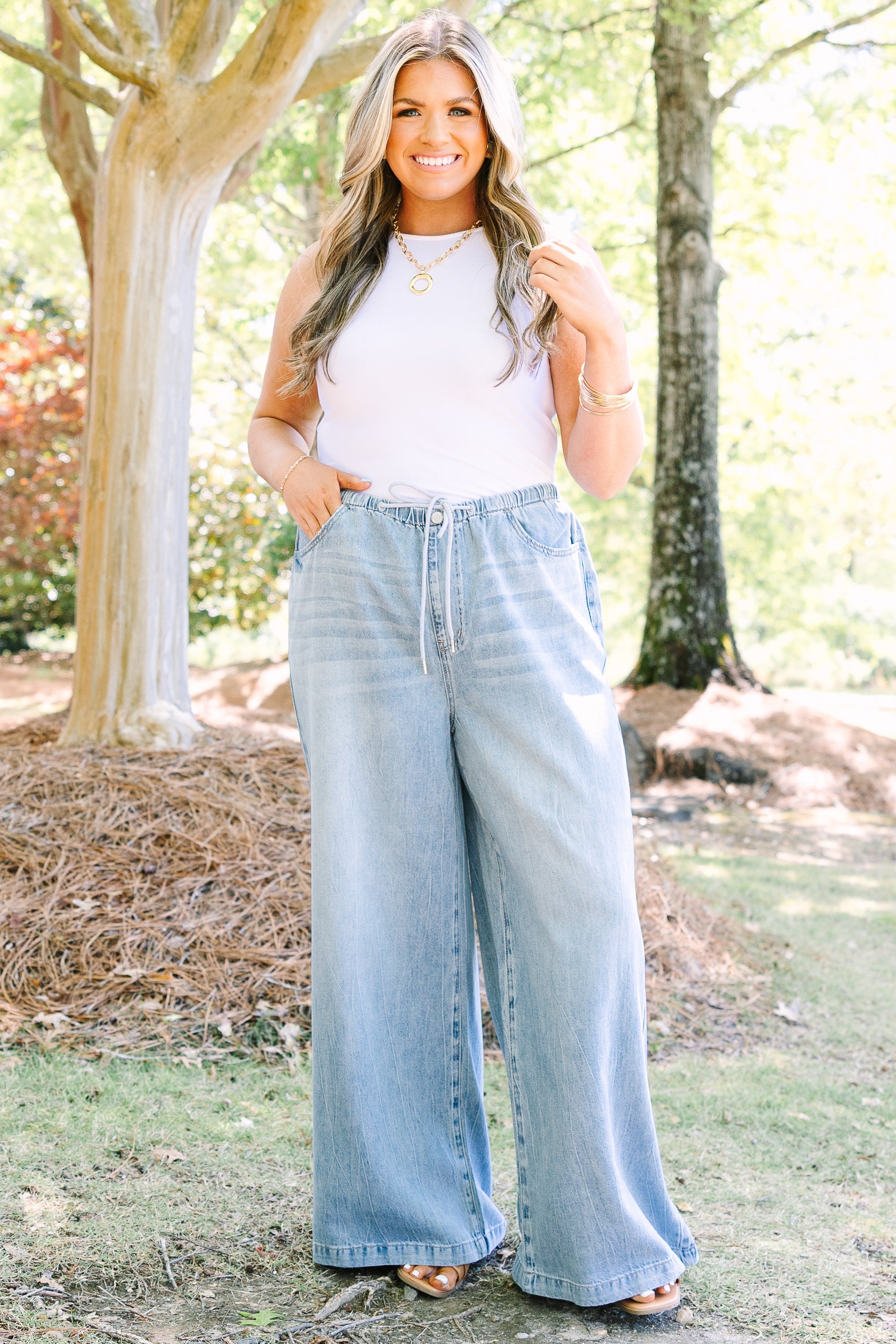 Judy Blue: All The Angles Jeans, Light Wash