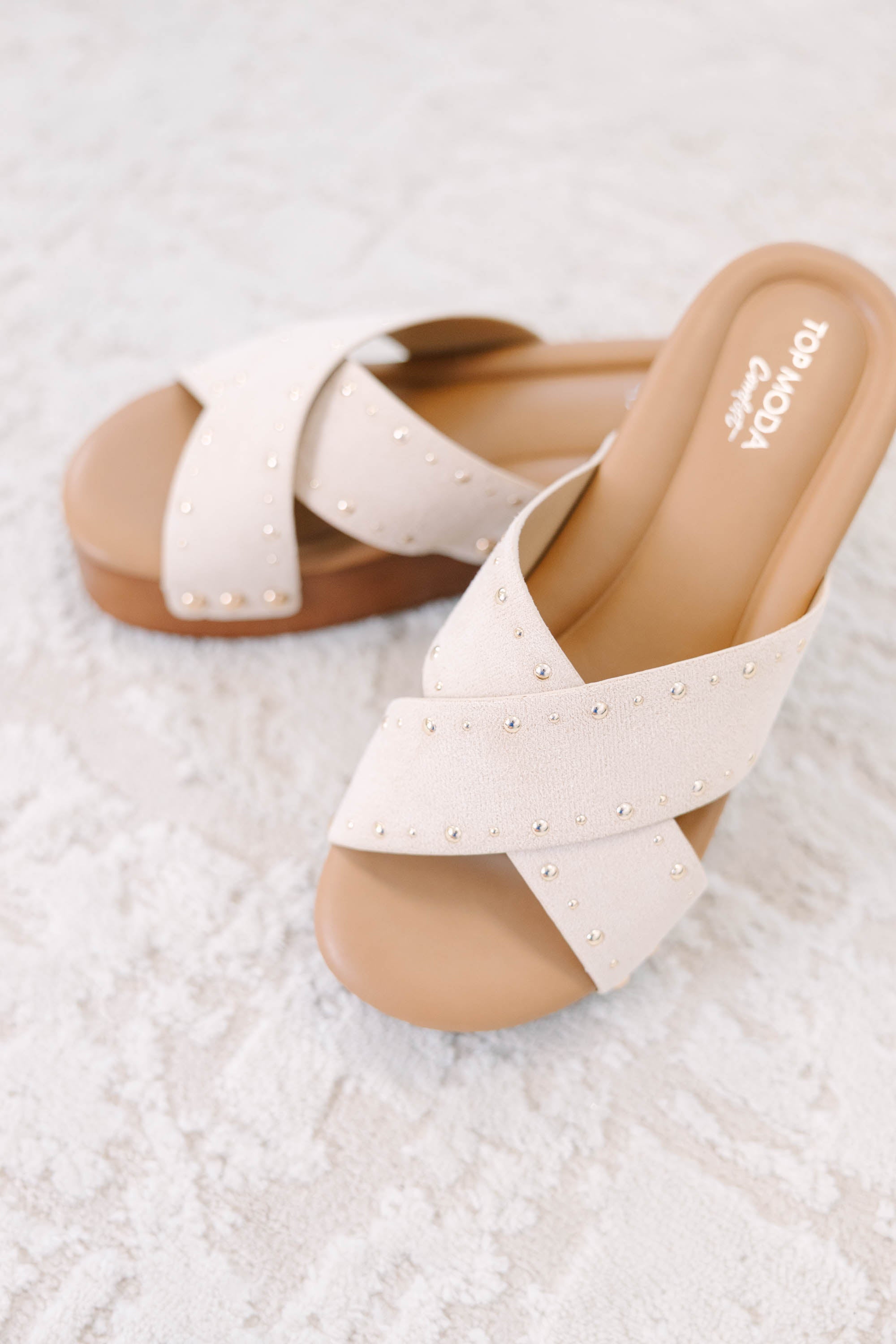 Keep Drifting Wedges, Beige