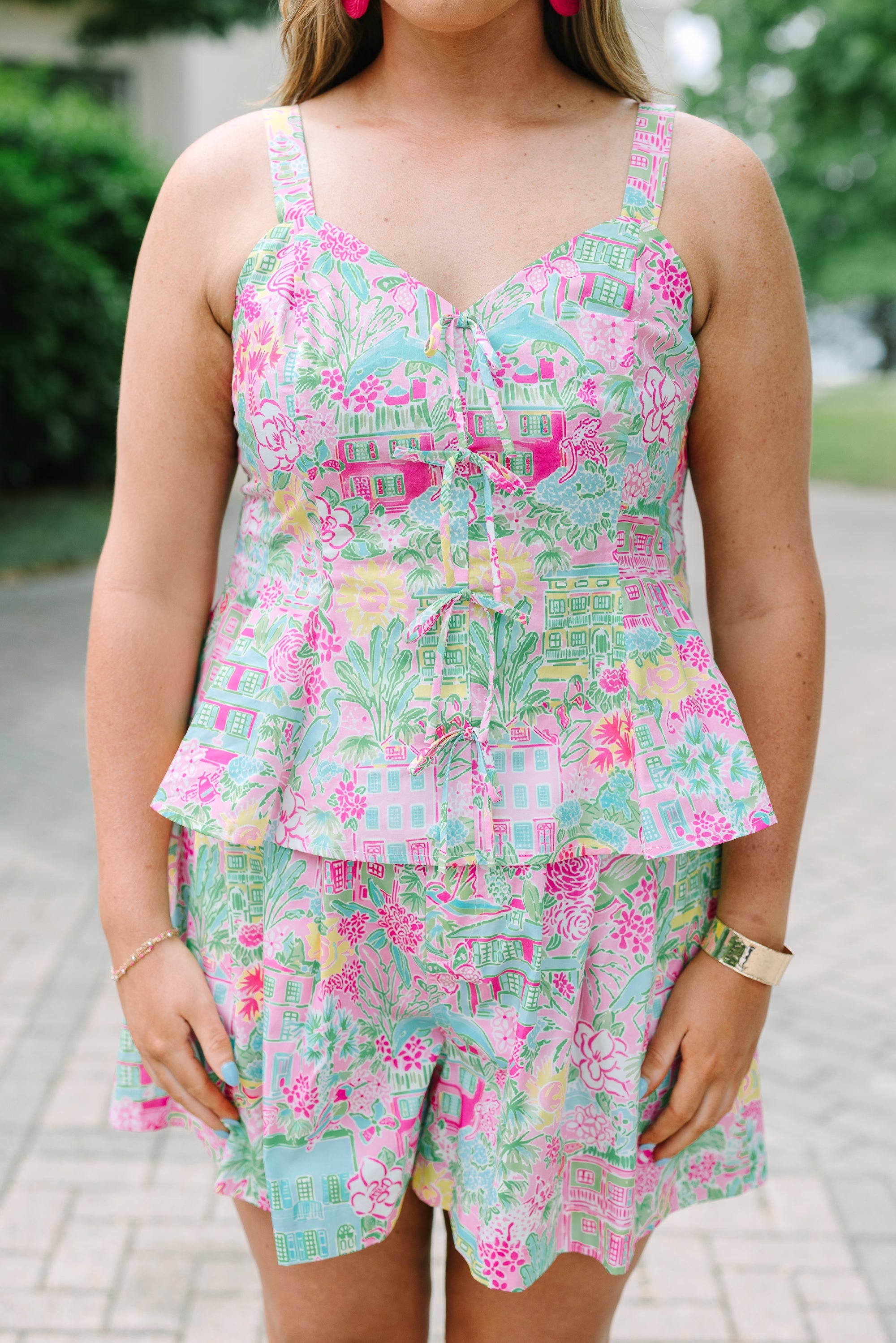 Meet Me At The Market Tank, Pink