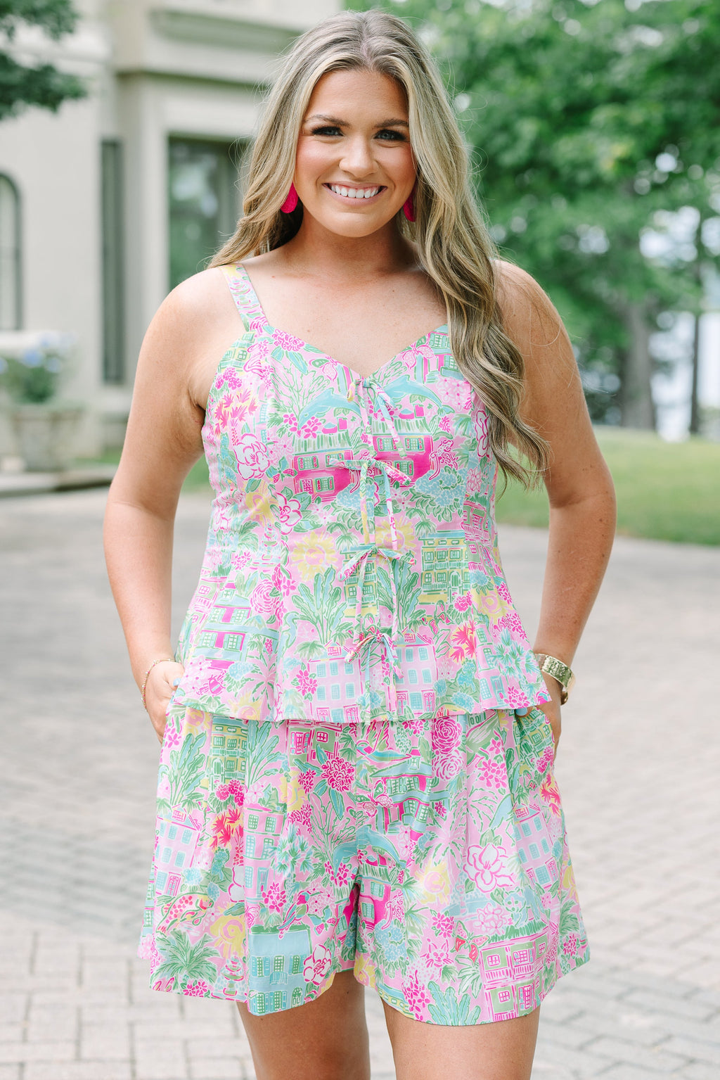 Meet Me At The Market Tank, Pink