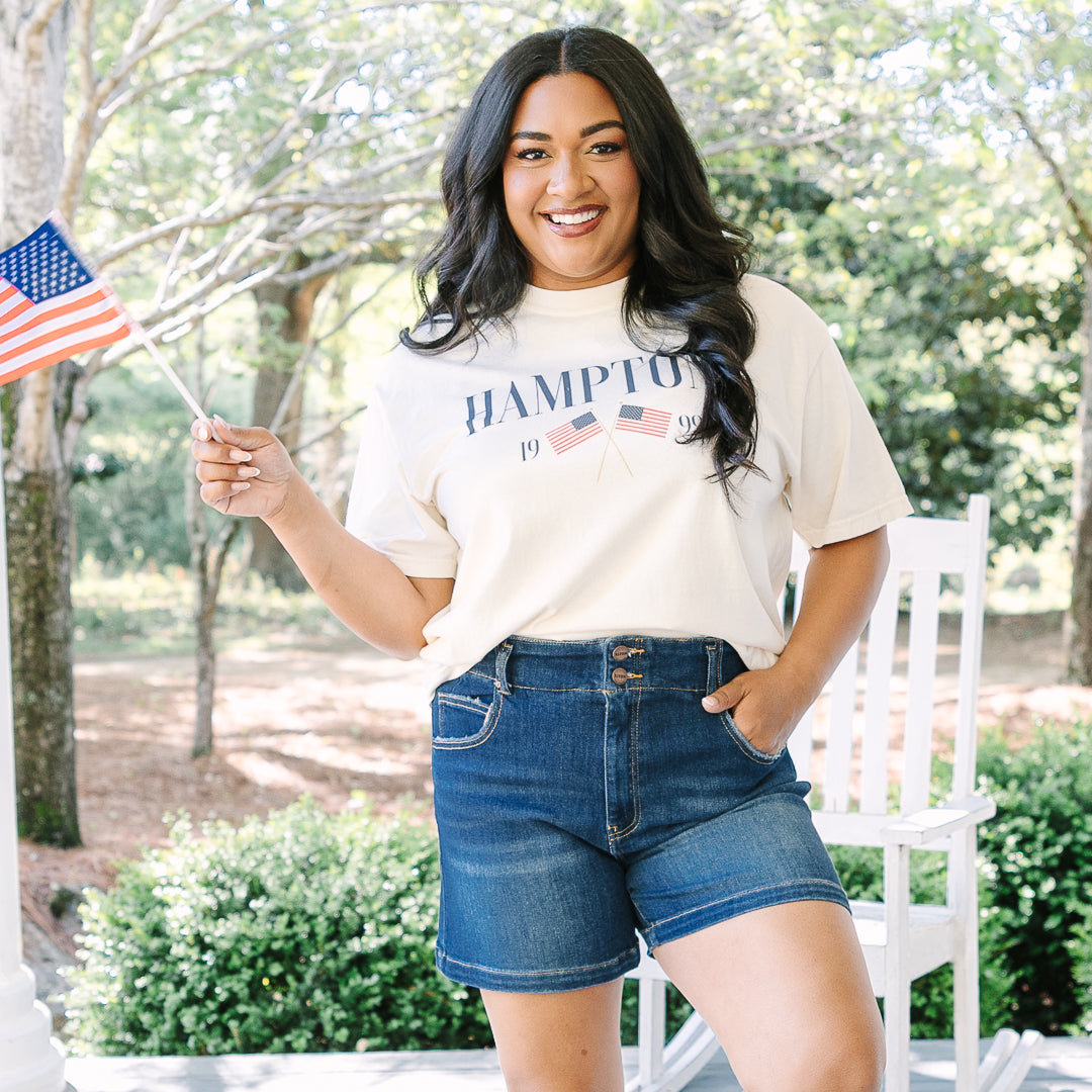 Meet Me in the Hamptons Comfort Colors Tee, Ivory