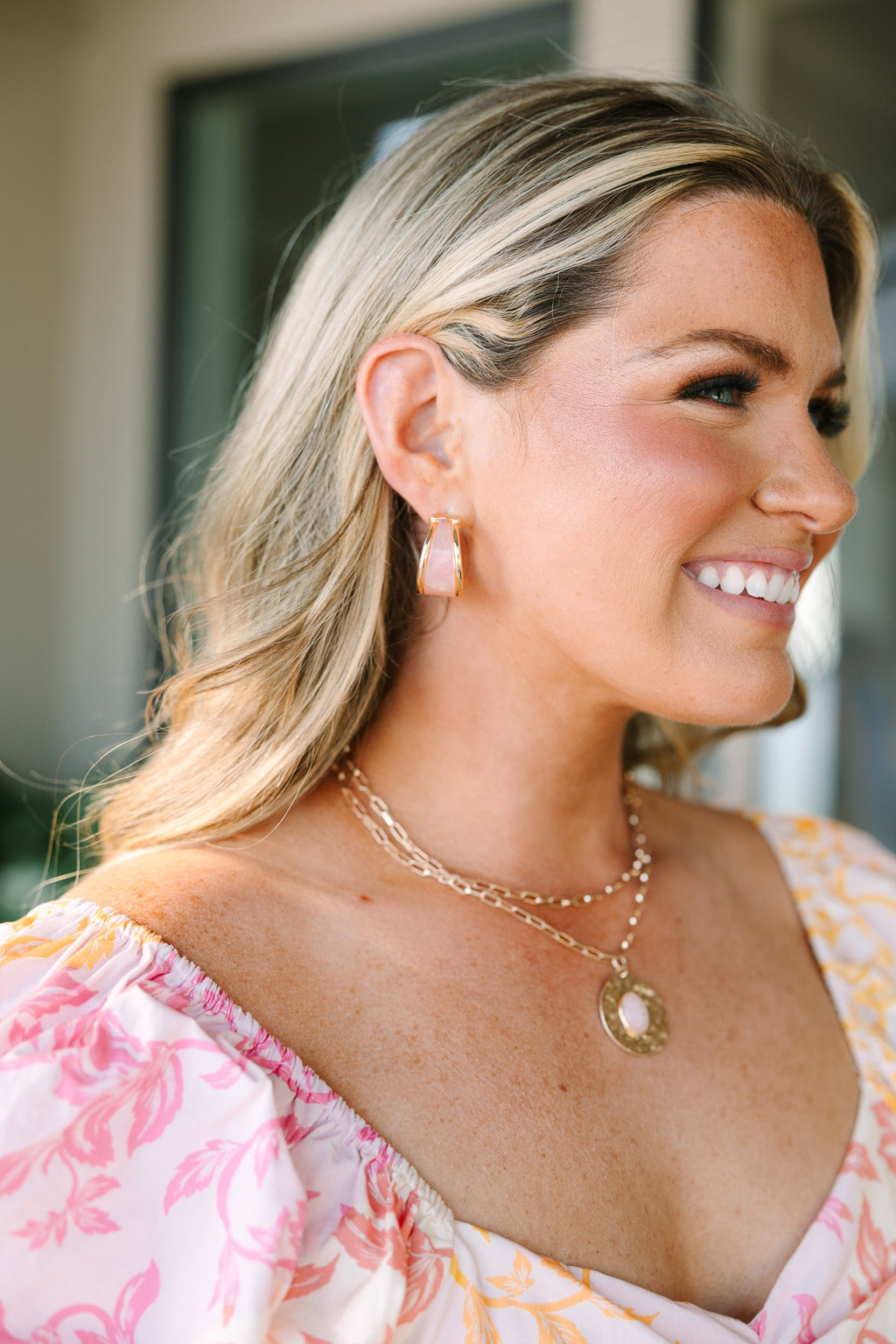 Nothing But Glam Earrings, Pink