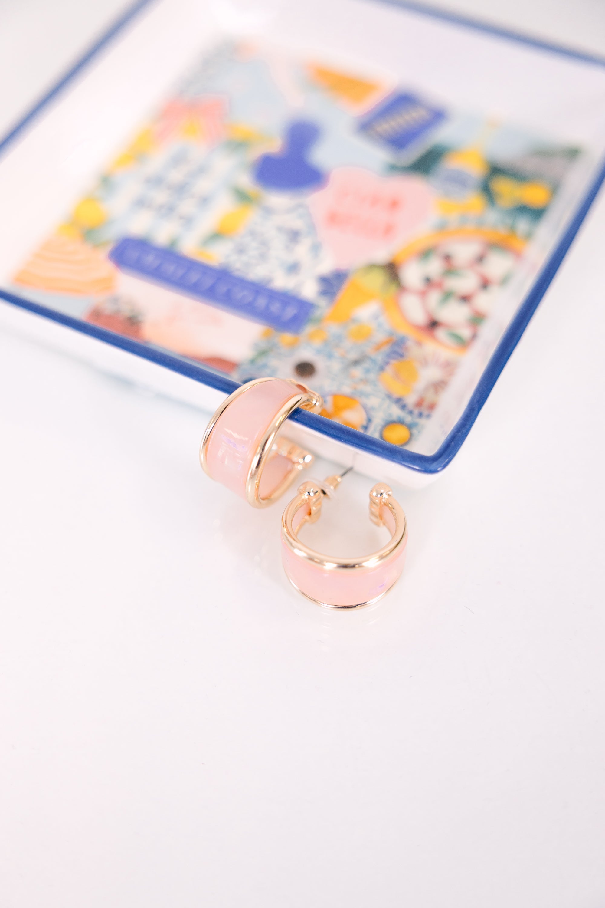Nothing But Glam Earrings, Pink
