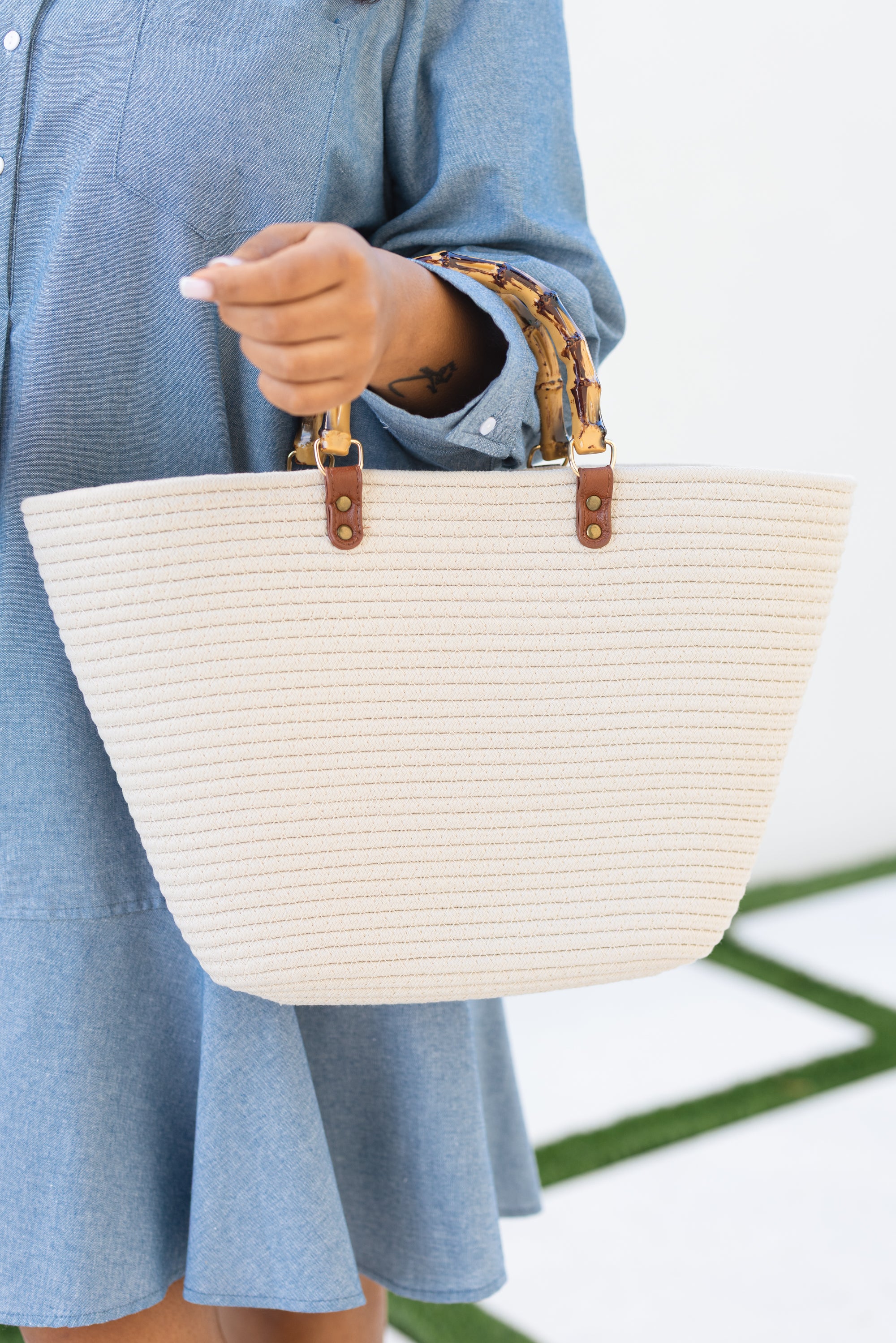 On Sandy Time Purse, Beige