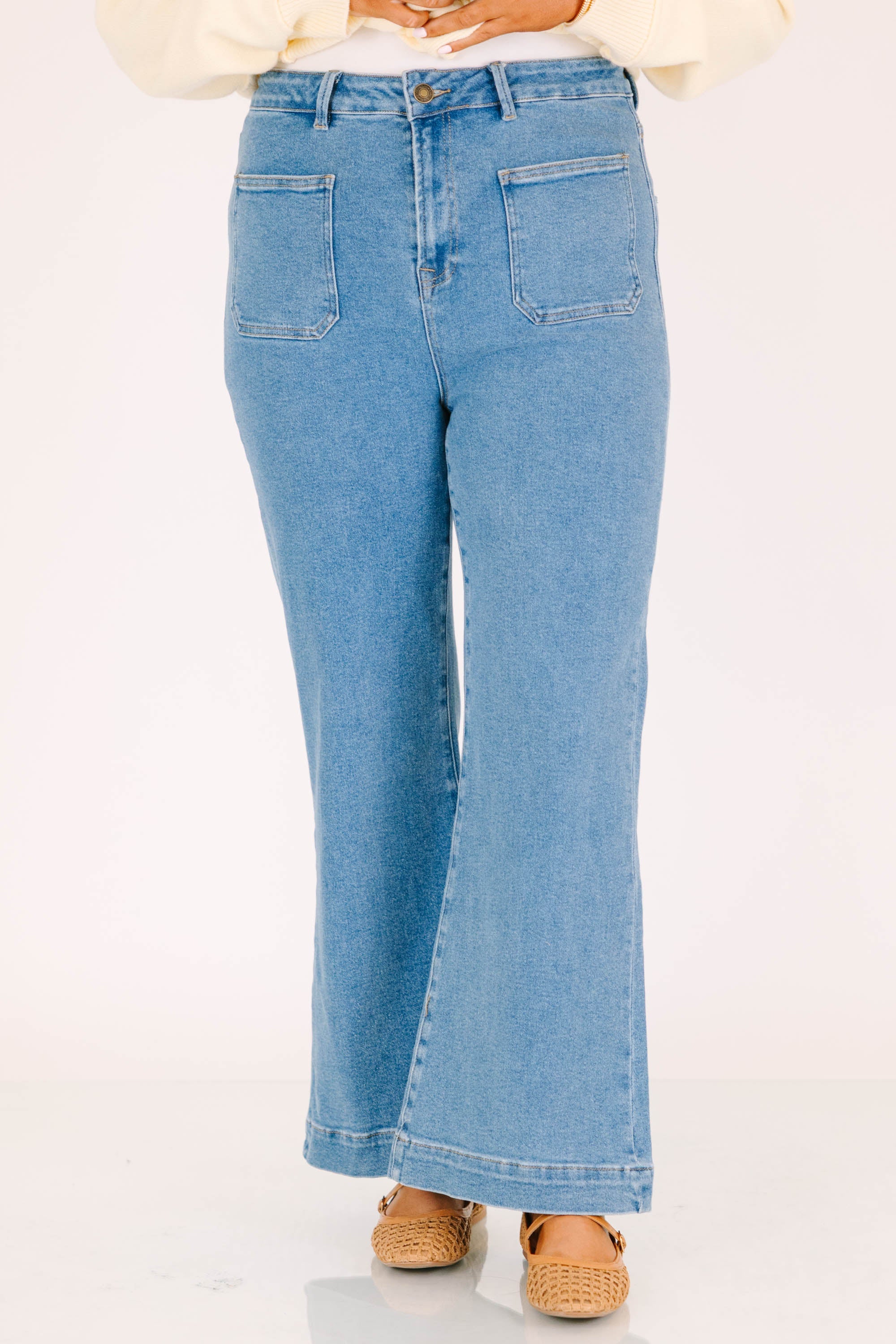 Pockets Full of Sunshine Jeans, Classic Wash