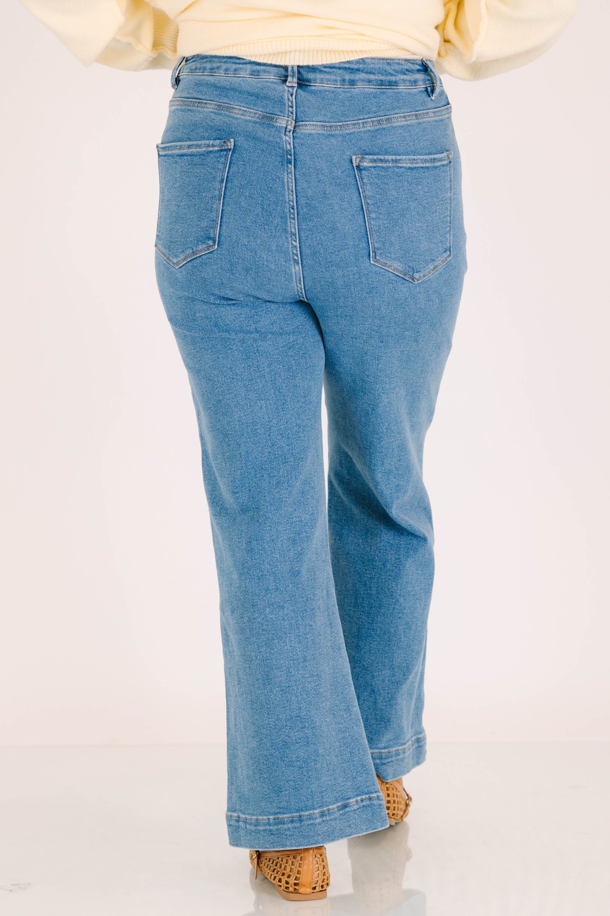 Pockets Full of Sunshine Jeans, Classic Wash