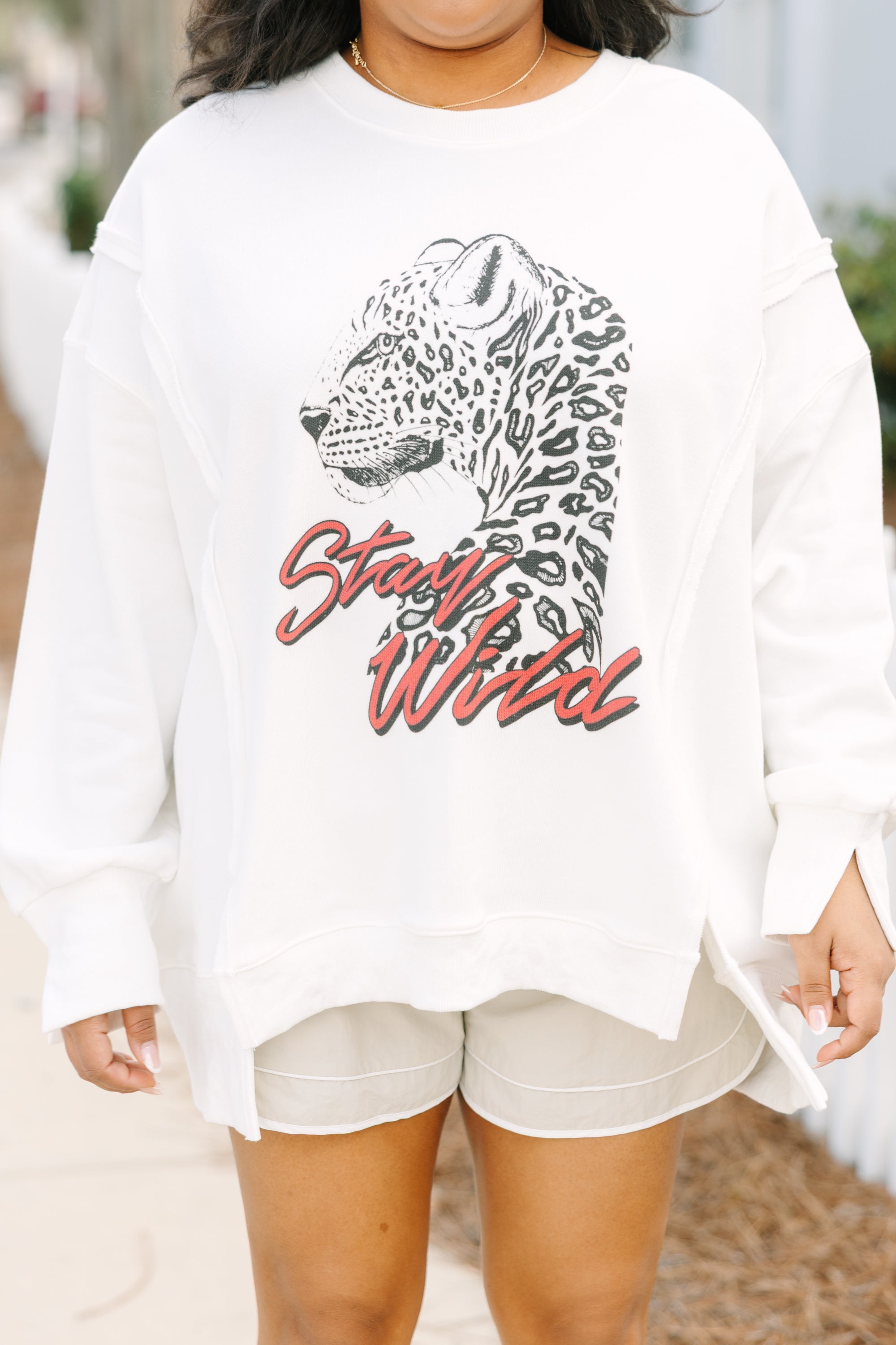 Retro and Wild Comfy Crew, Ivory