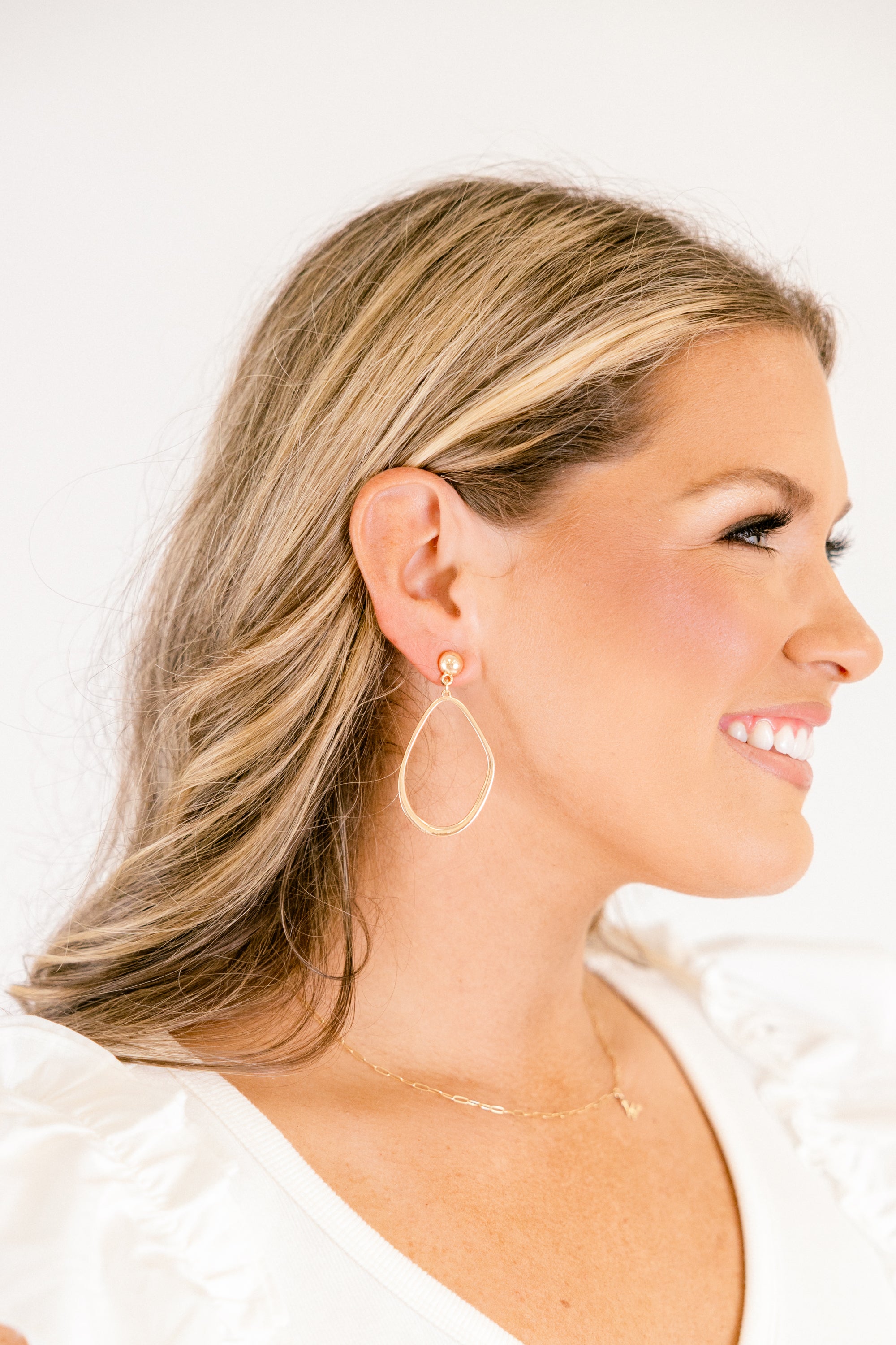 Simple Shine Earrings, Gold