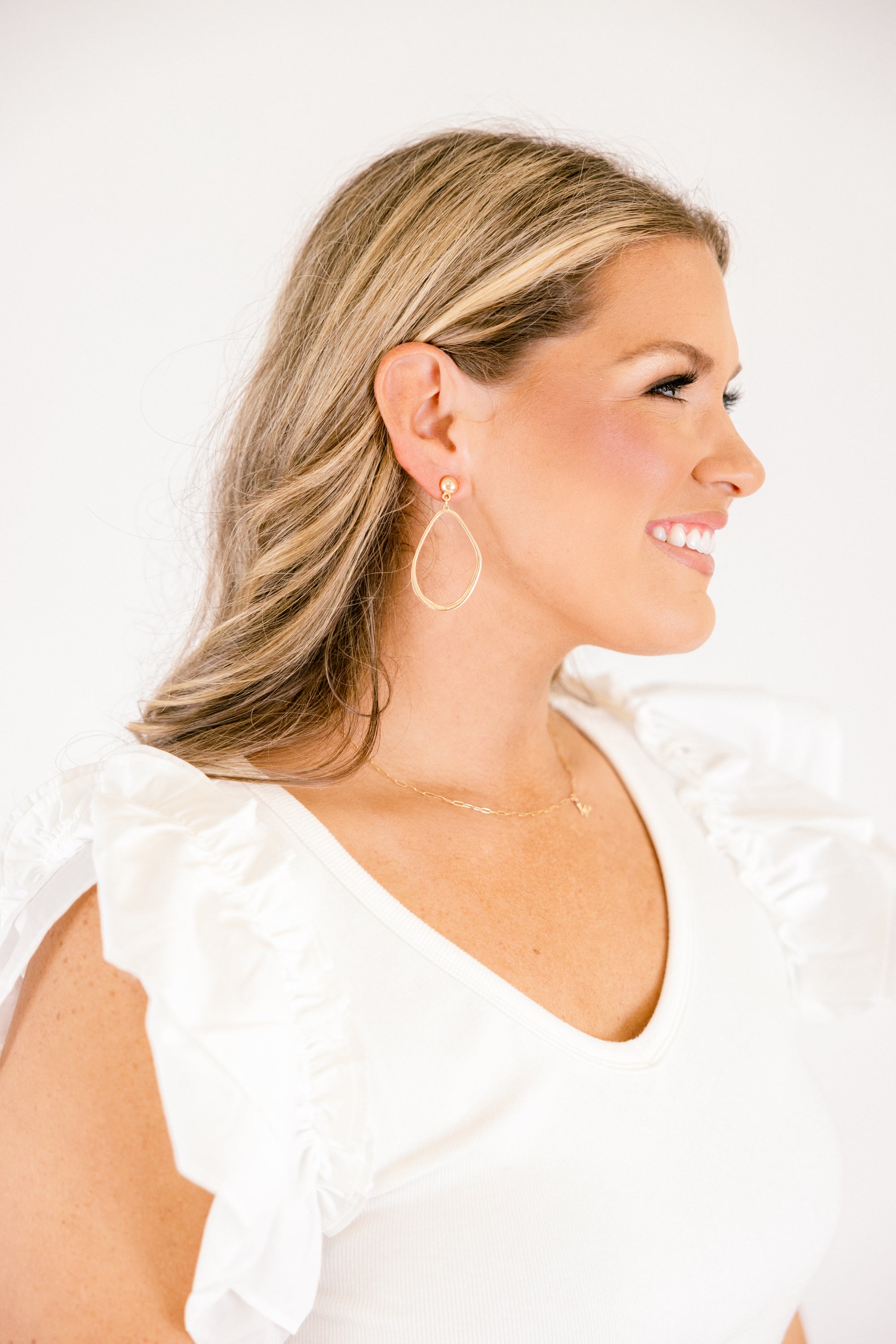 Simple Shine Earrings, Gold