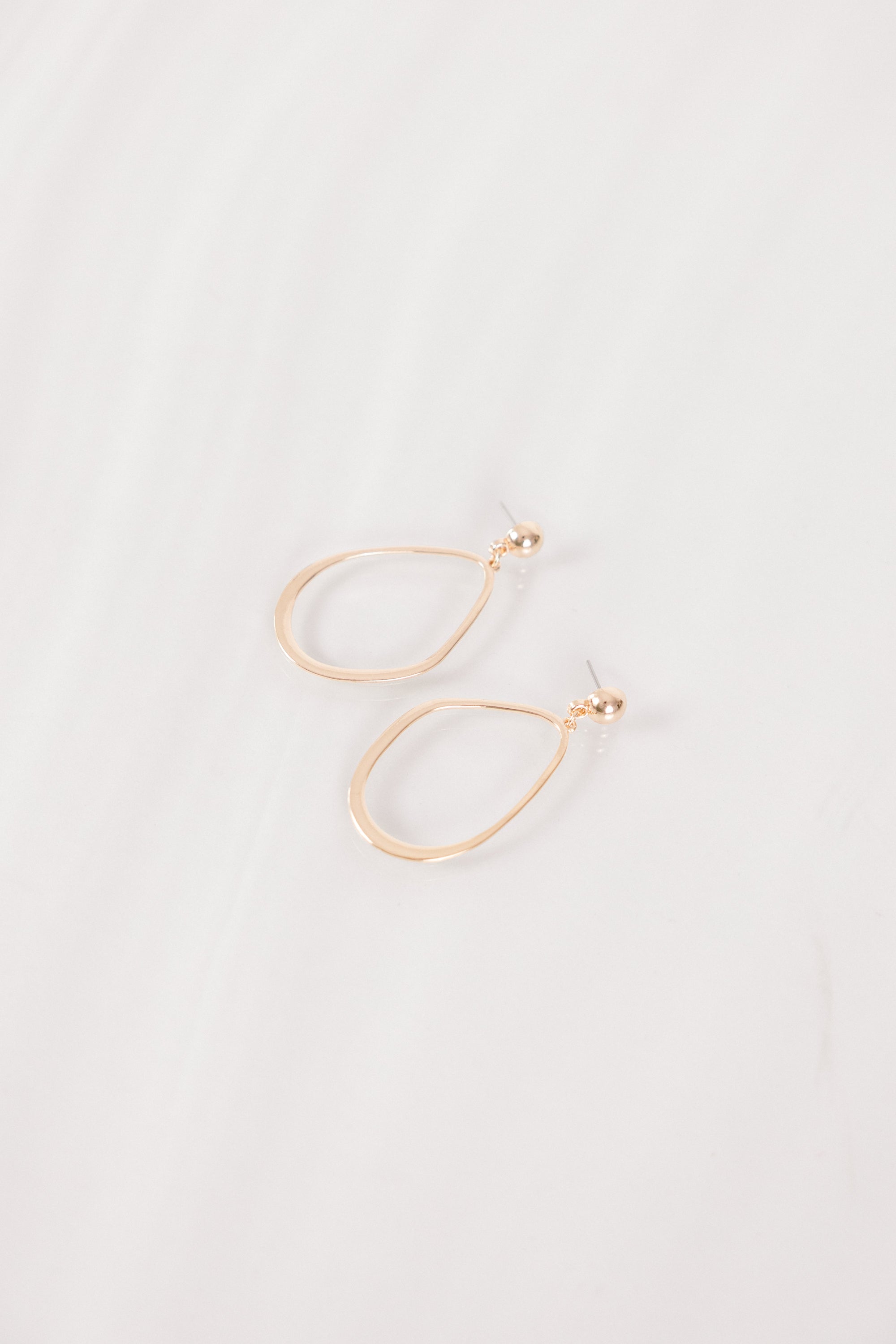 Simple Shine Earrings, Gold